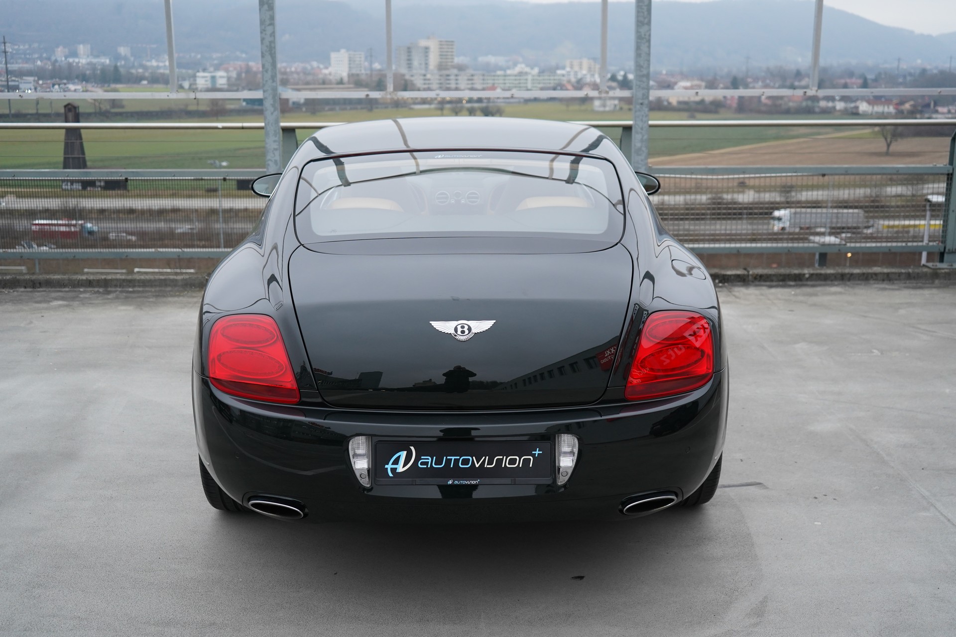BENTLEY CONTINENTAL GT 6.0 l 560 PS-image-17
