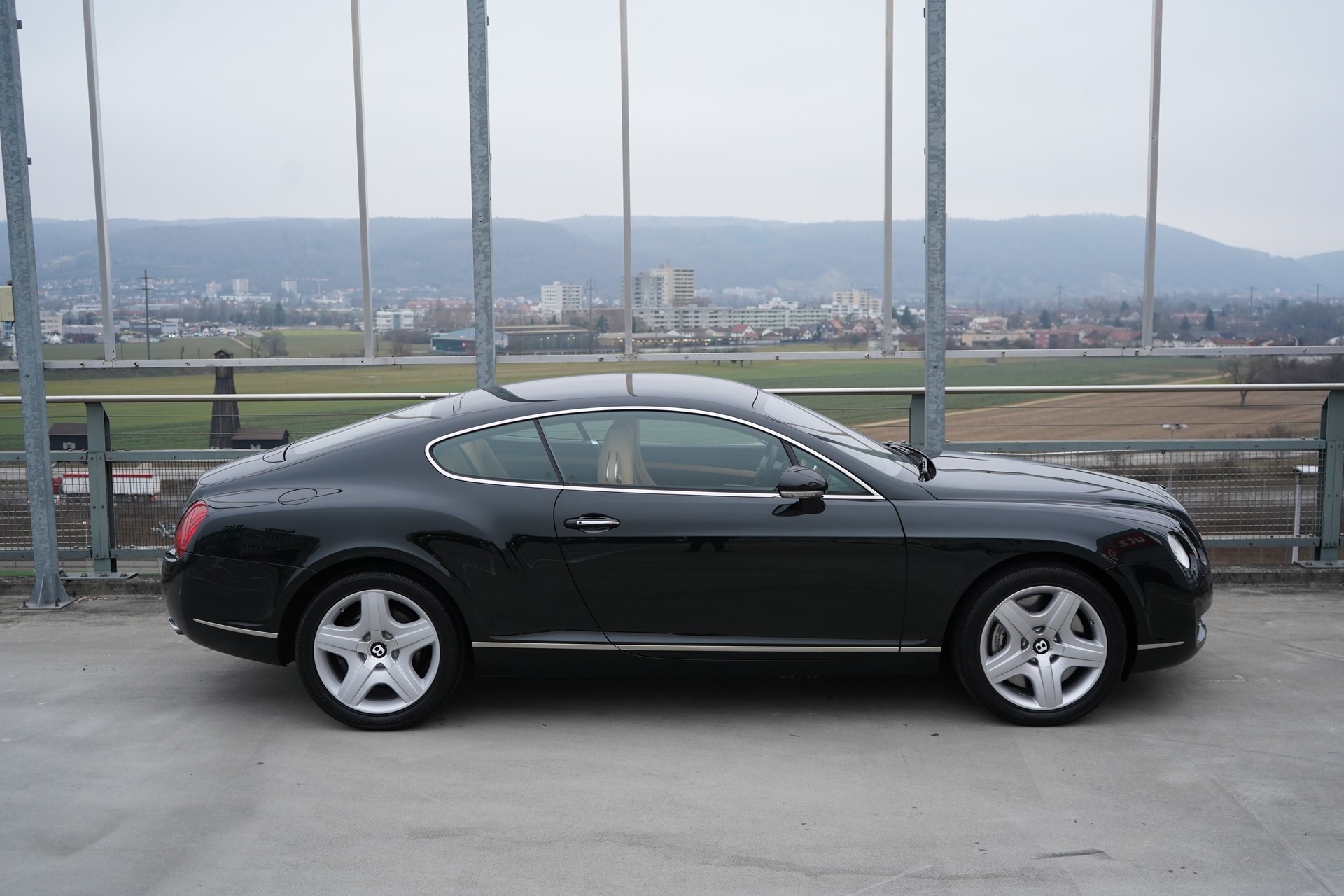 BENTLEY CONTINENTAL GT 6.0 l 560 PS-image-4