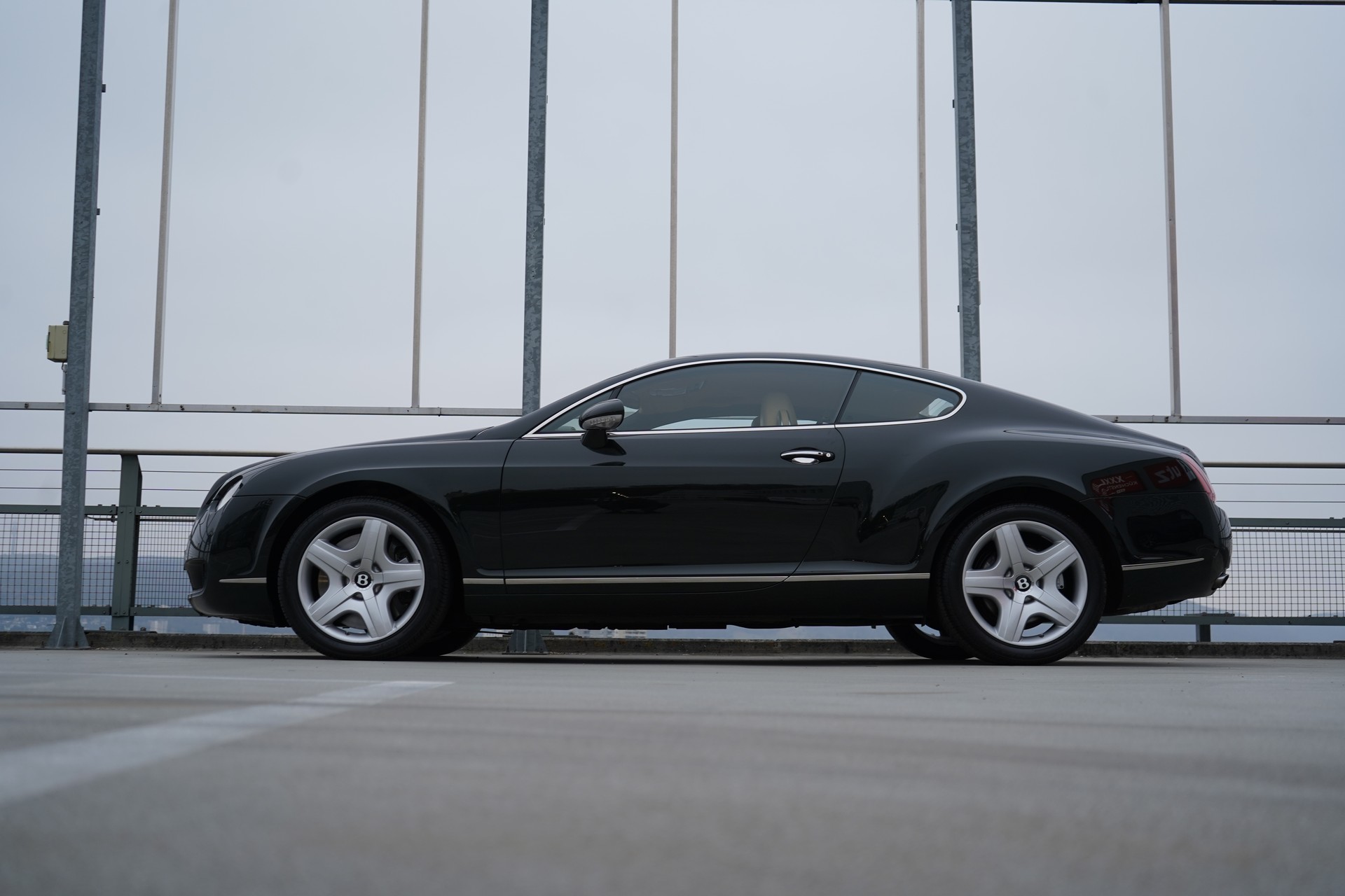 BENTLEY CONTINENTAL GT 6.0 l 560 PS-image-1