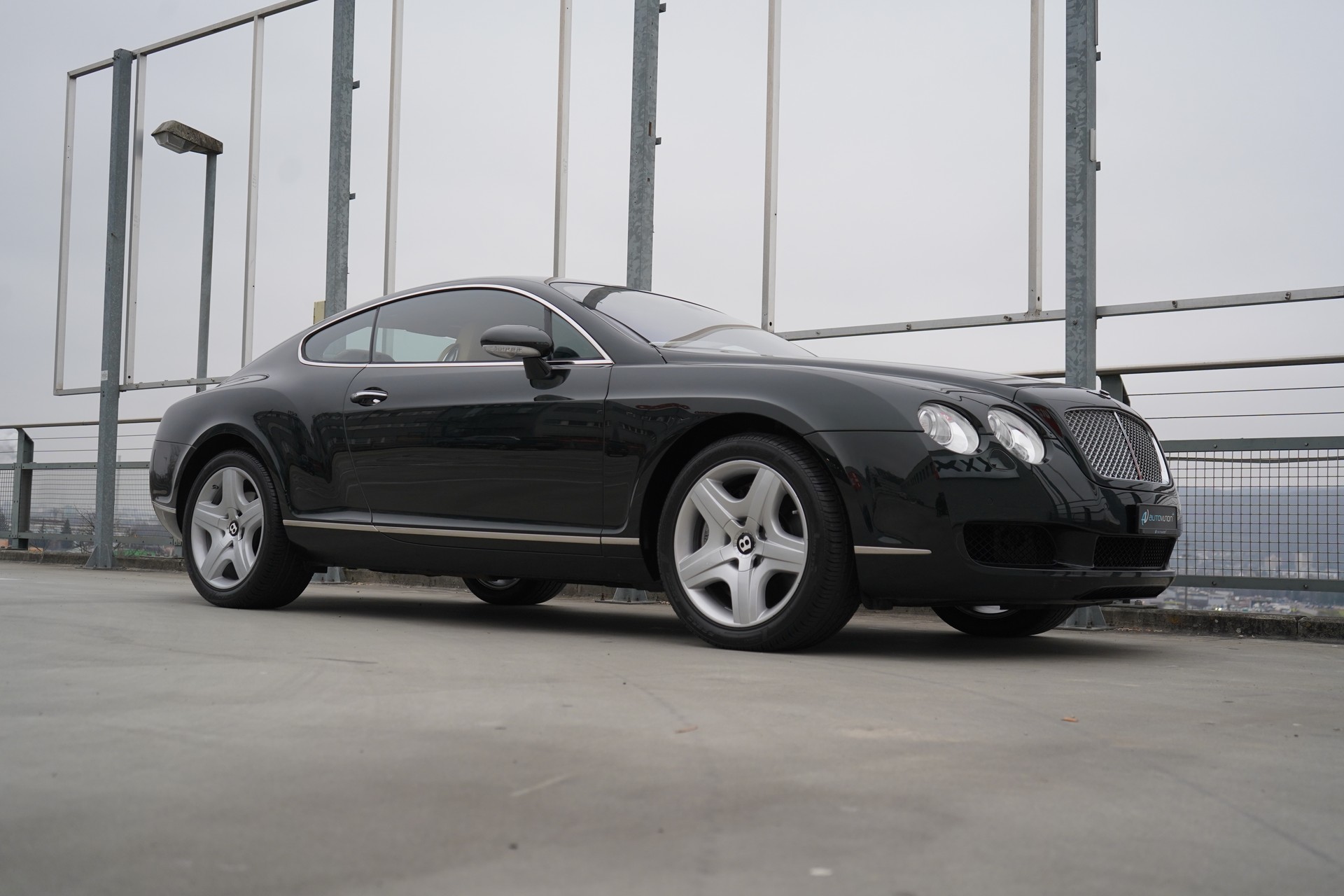 BENTLEY CONTINENTAL GT 6.0 l 560 PS-image-9