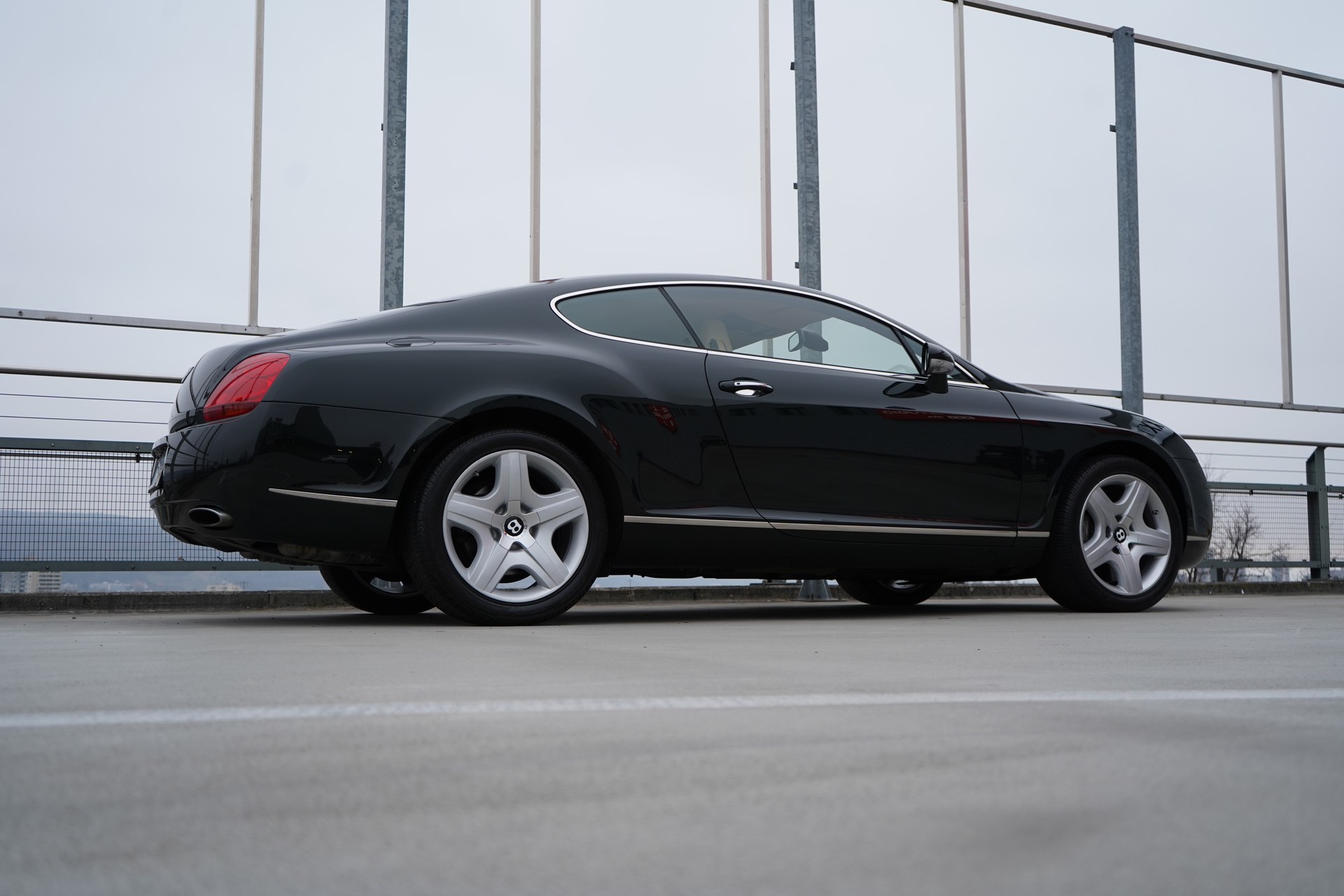 BENTLEY CONTINENTAL GT 6.0 l 560 PS-image-8