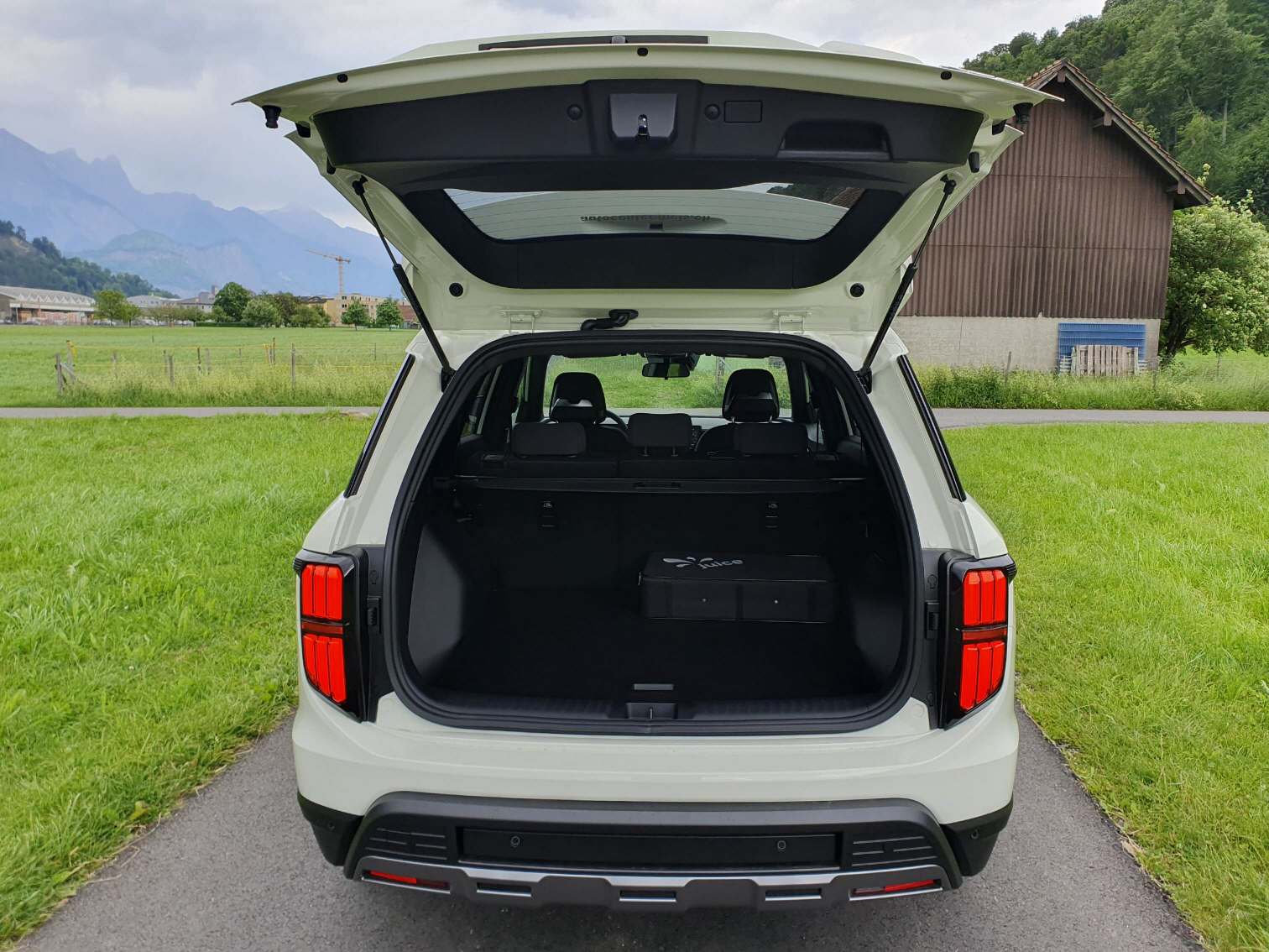 KGM-SsangYong Torres EVX Special Edition-image-13