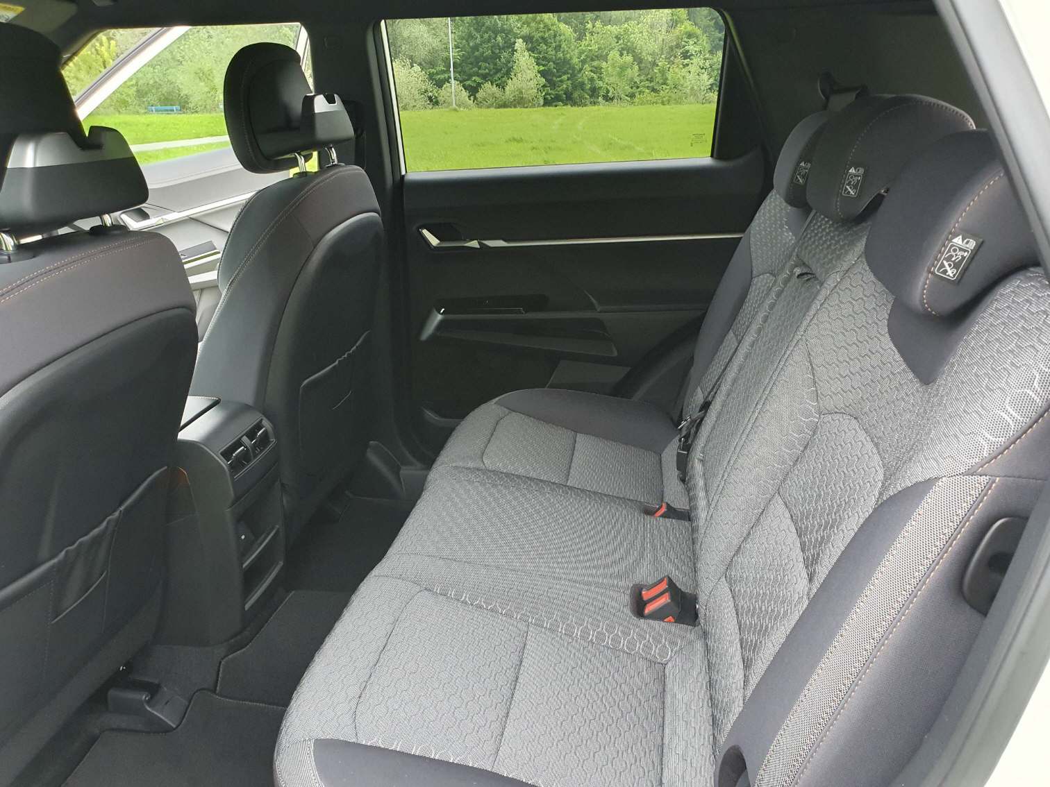 KGM-SsangYong Torres EVX Special Edition-image-12