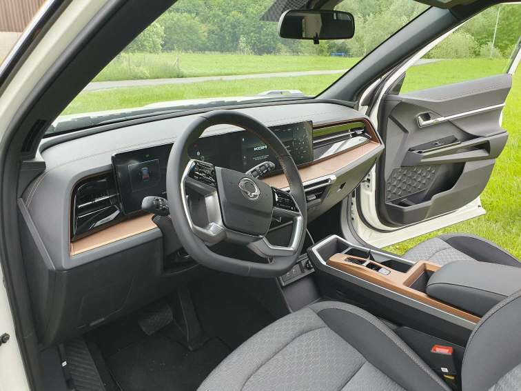 KGM-SsangYong Torres EVX Special Edition-image-10
