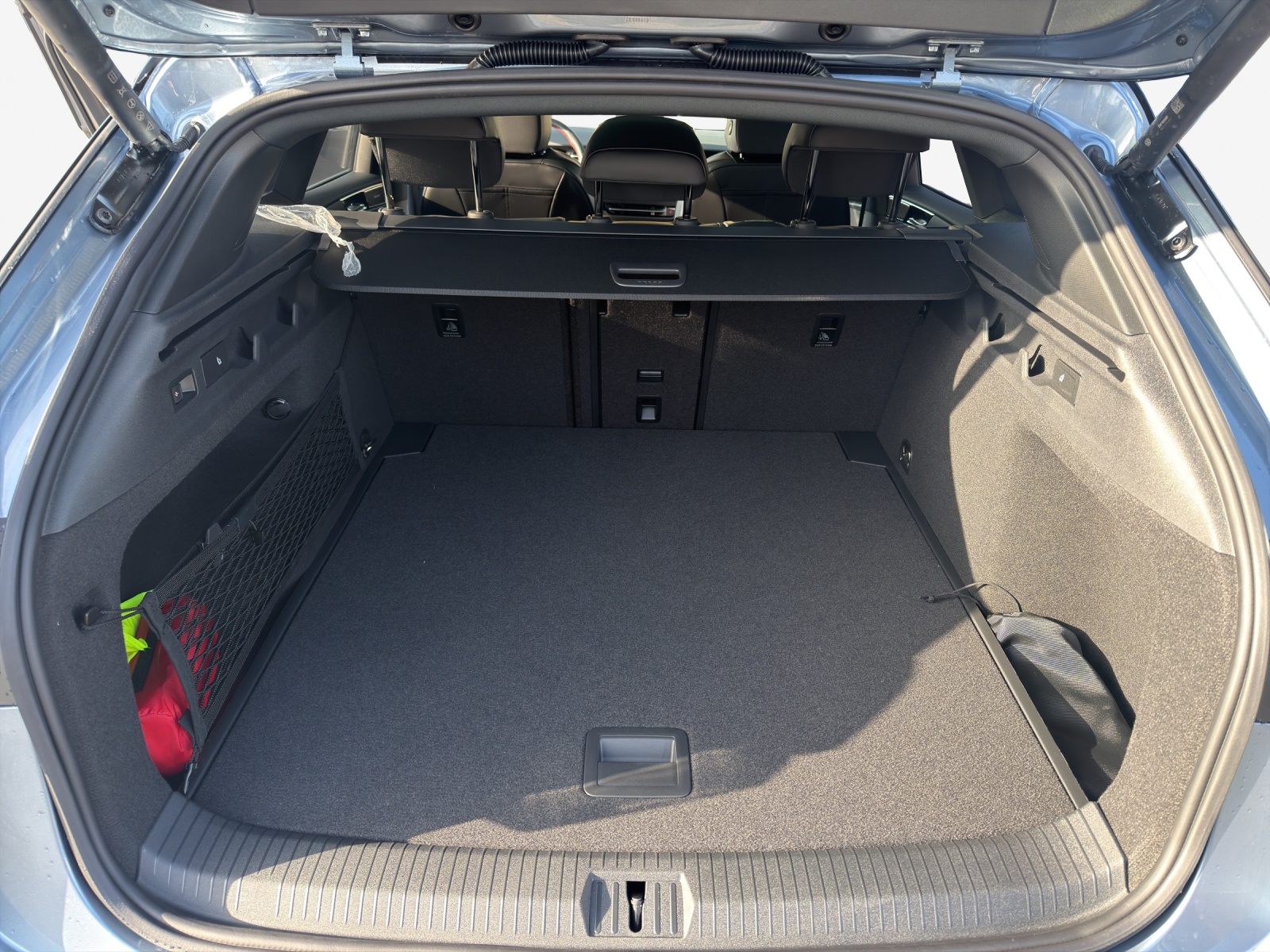 VW ID.7 Tourer GTX UNITED-image-12