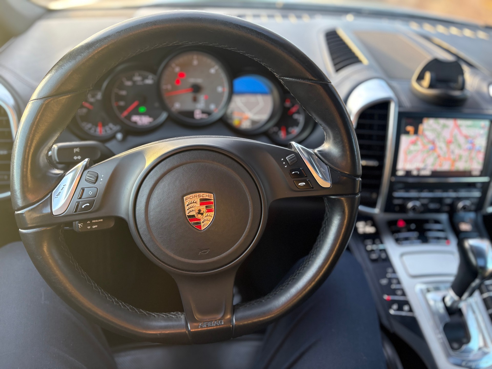 PORSCHE Cayenne S Diesel-image-9