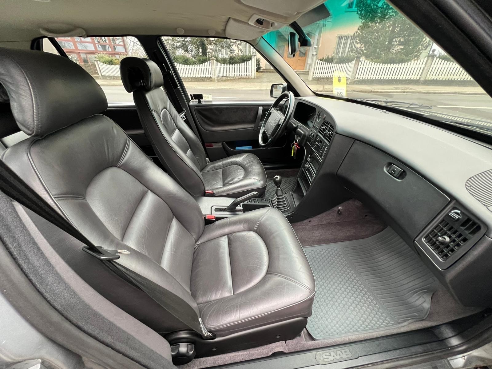 SAAB 9000 CSE 2.3 turbo 16-image-12