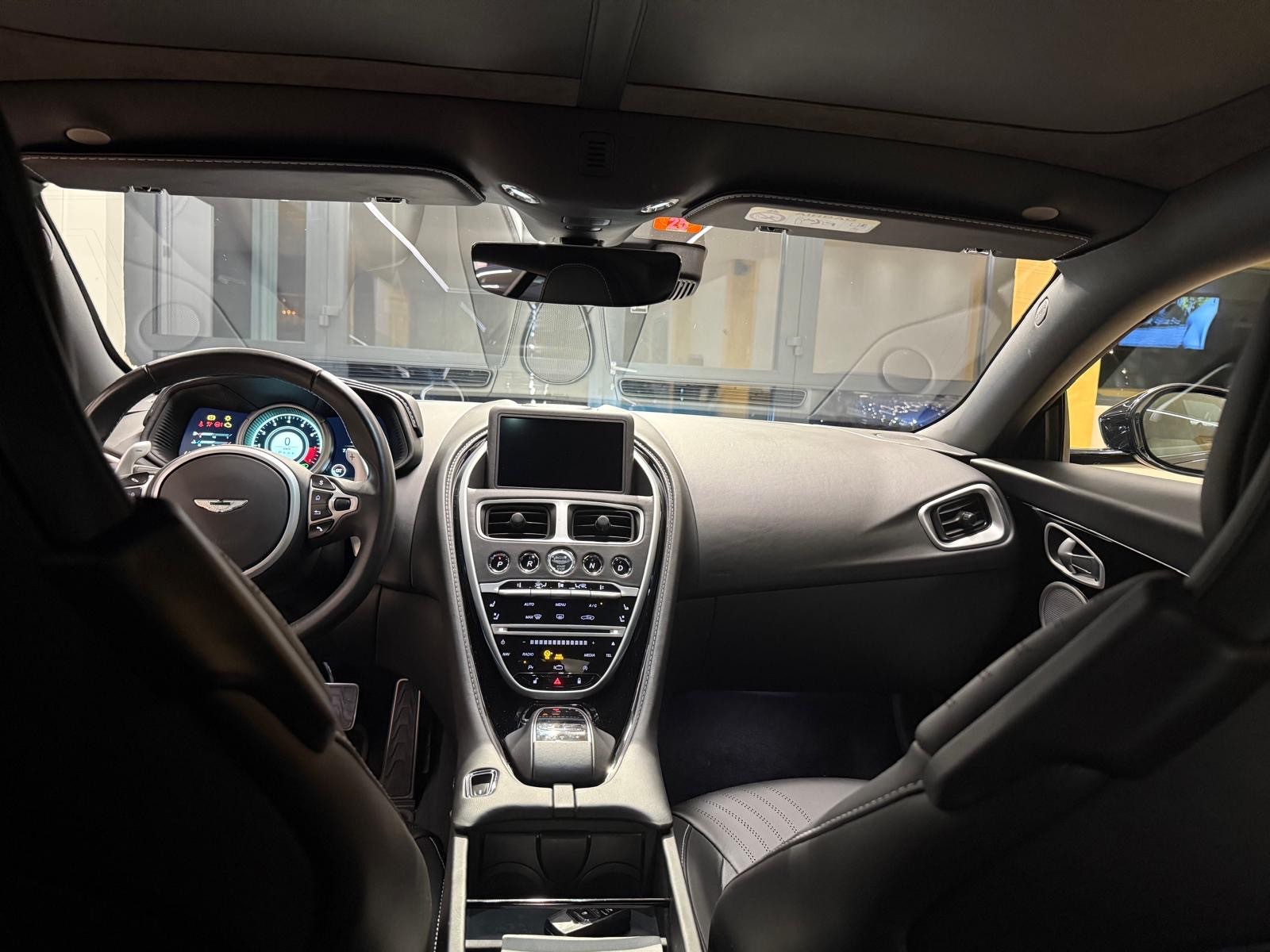 ASTON MARTIN DB11 V8 Touchtronic 3-image-15