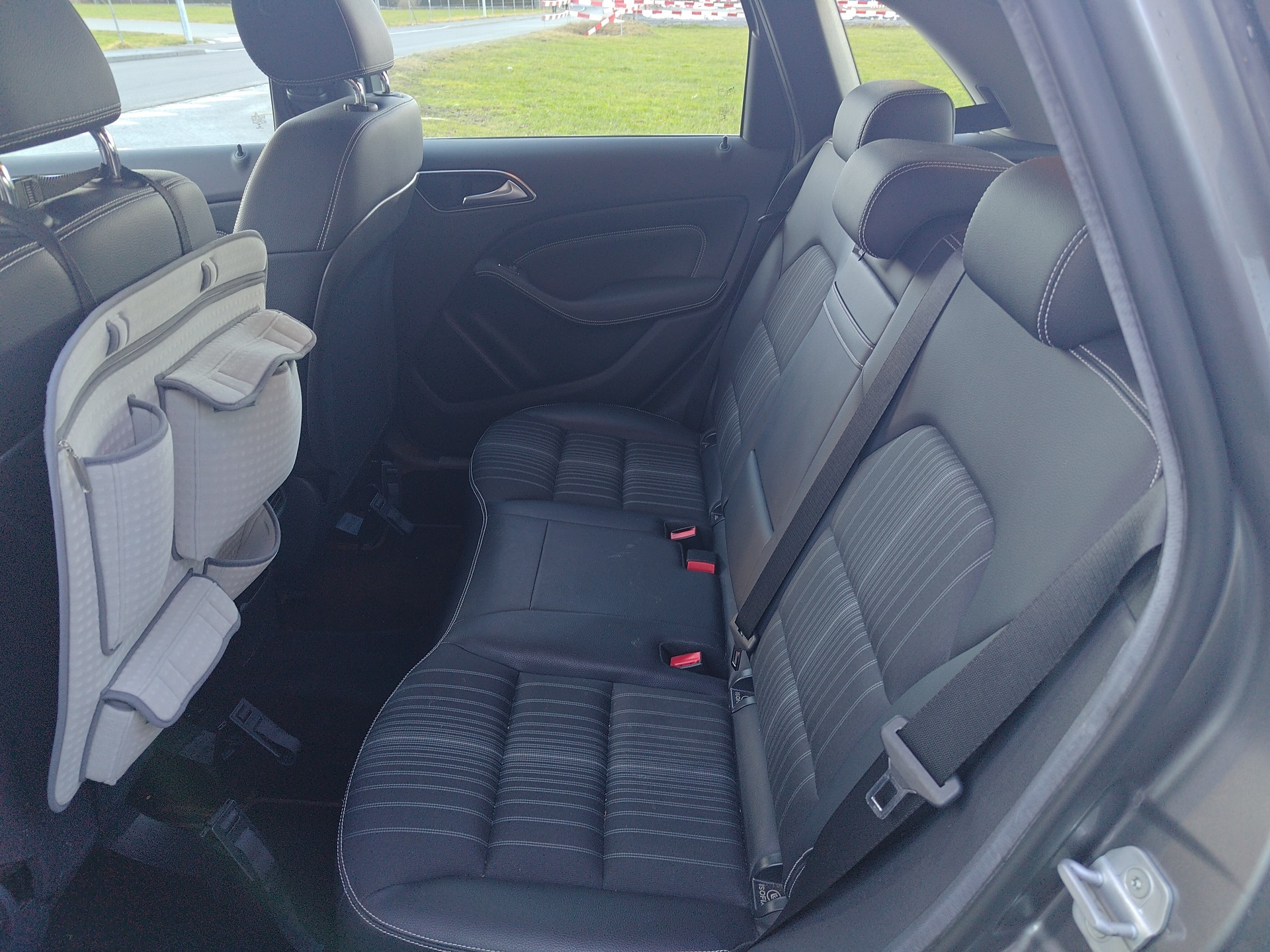 MERCEDES-BENZ B 250 7G-DCT-image-13