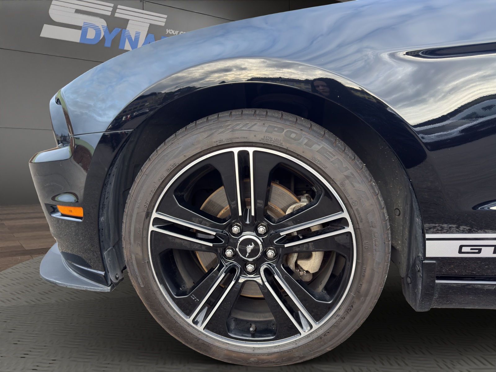 FORD MUSTANG GT COUPE California Special-image-17