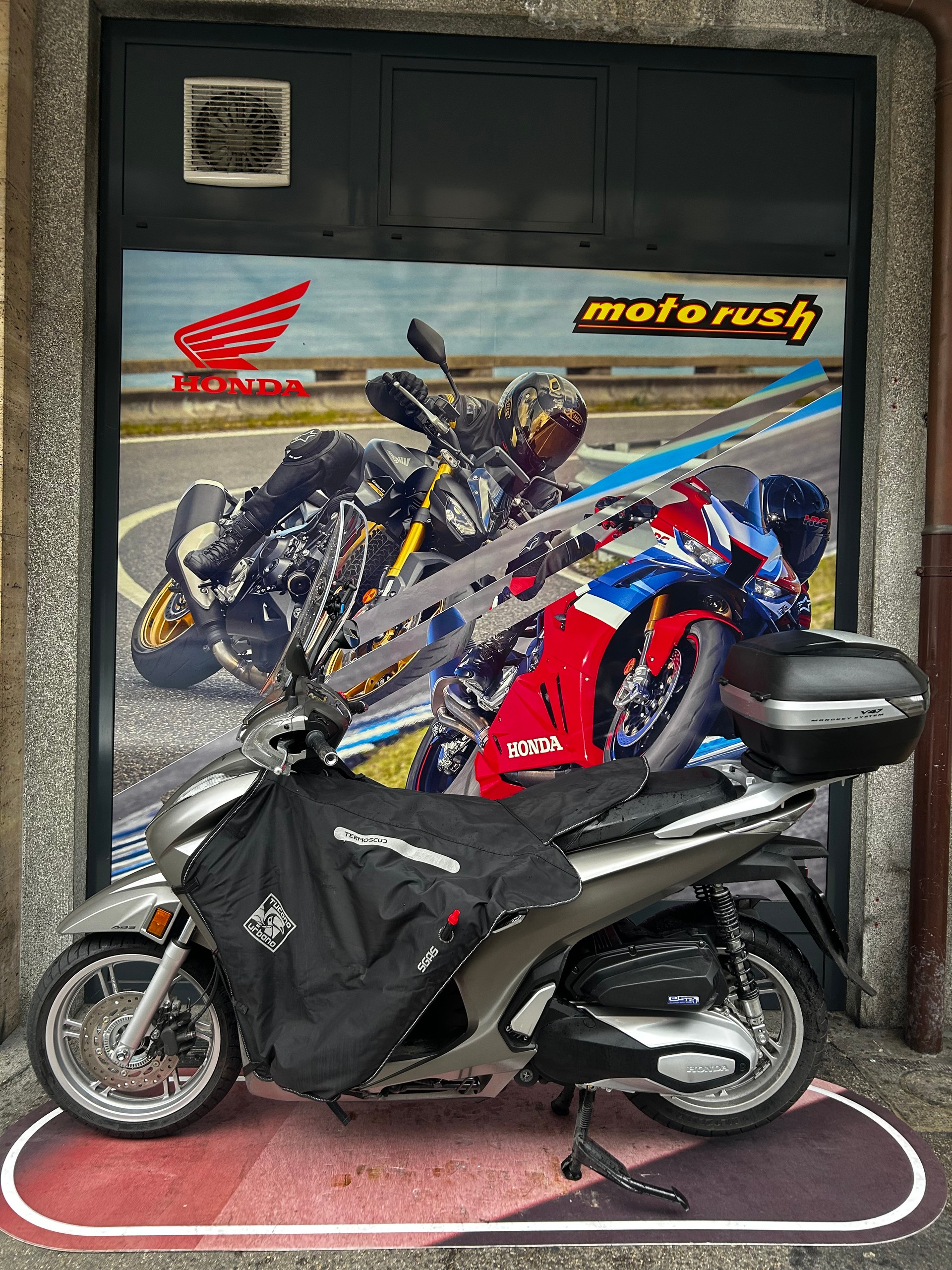 HONDA SH 350-image-1