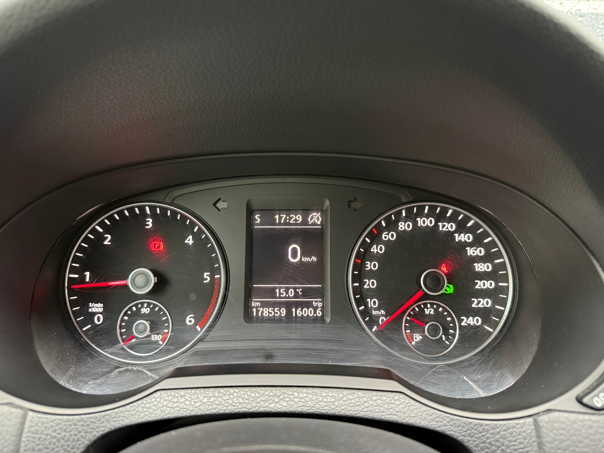 VW Sharan 2.0 TDI BMT Comfortline DSG-image-14