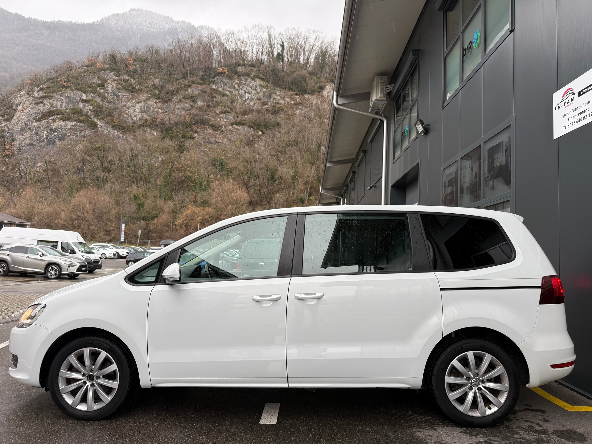 VW Sharan 2.0 TDI BMT Comfortline DSG-image-2