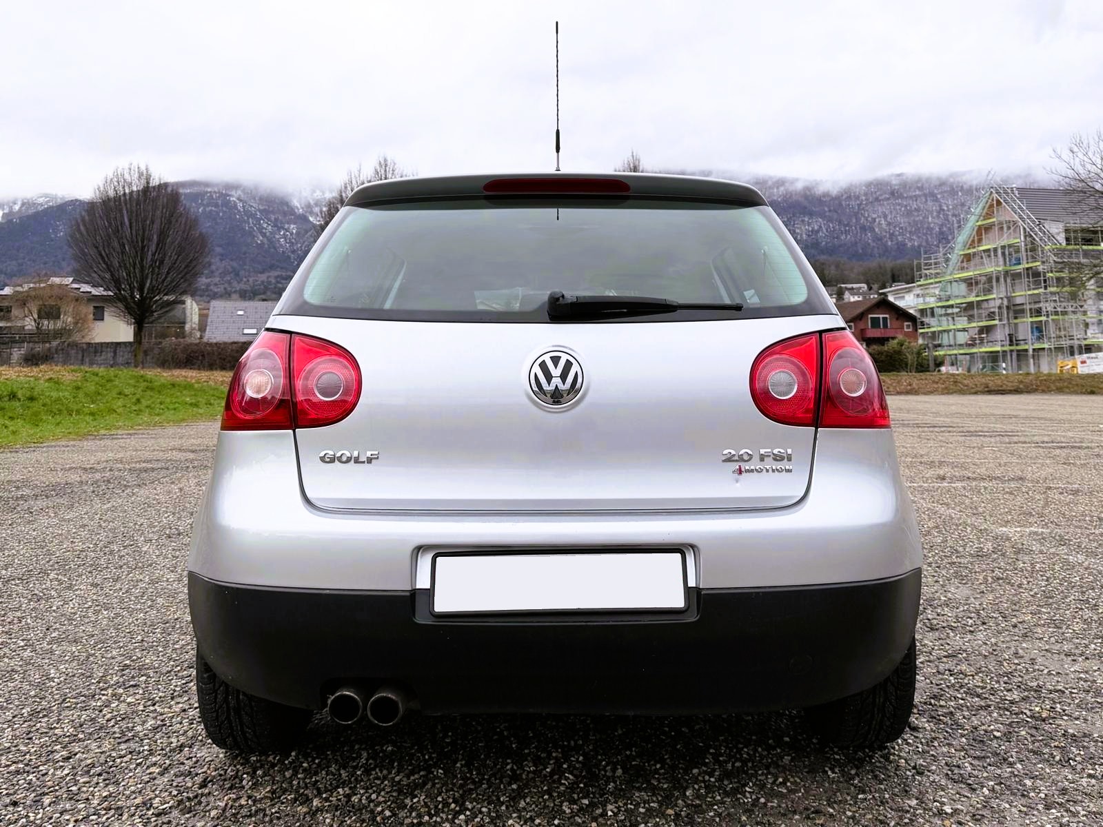 VW Golf 2.0 FSI Comfortline 4Motion-image-5