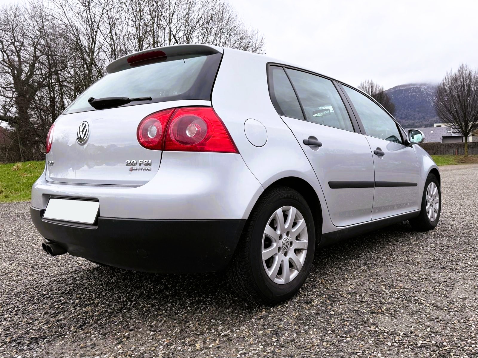 VW Golf 2.0 FSI Comfortline 4Motion-image-6