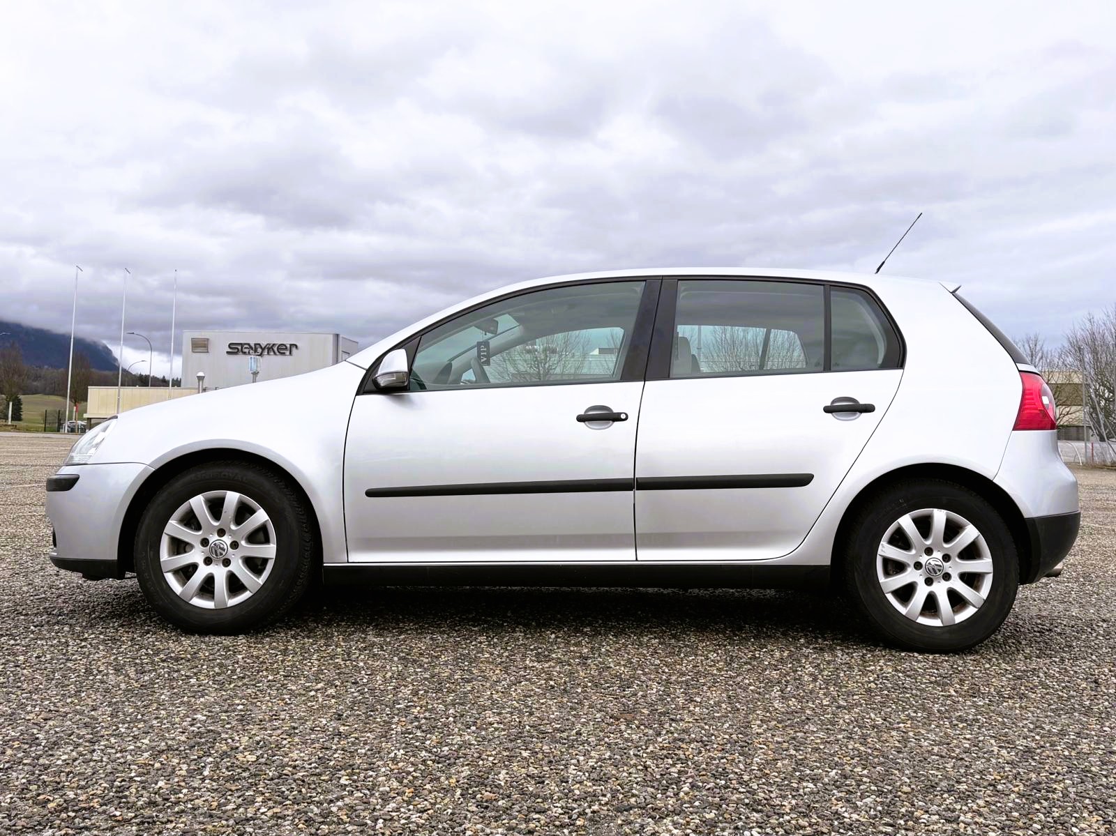 VW Golf 2.0 FSI Comfortline 4Motion-image-3