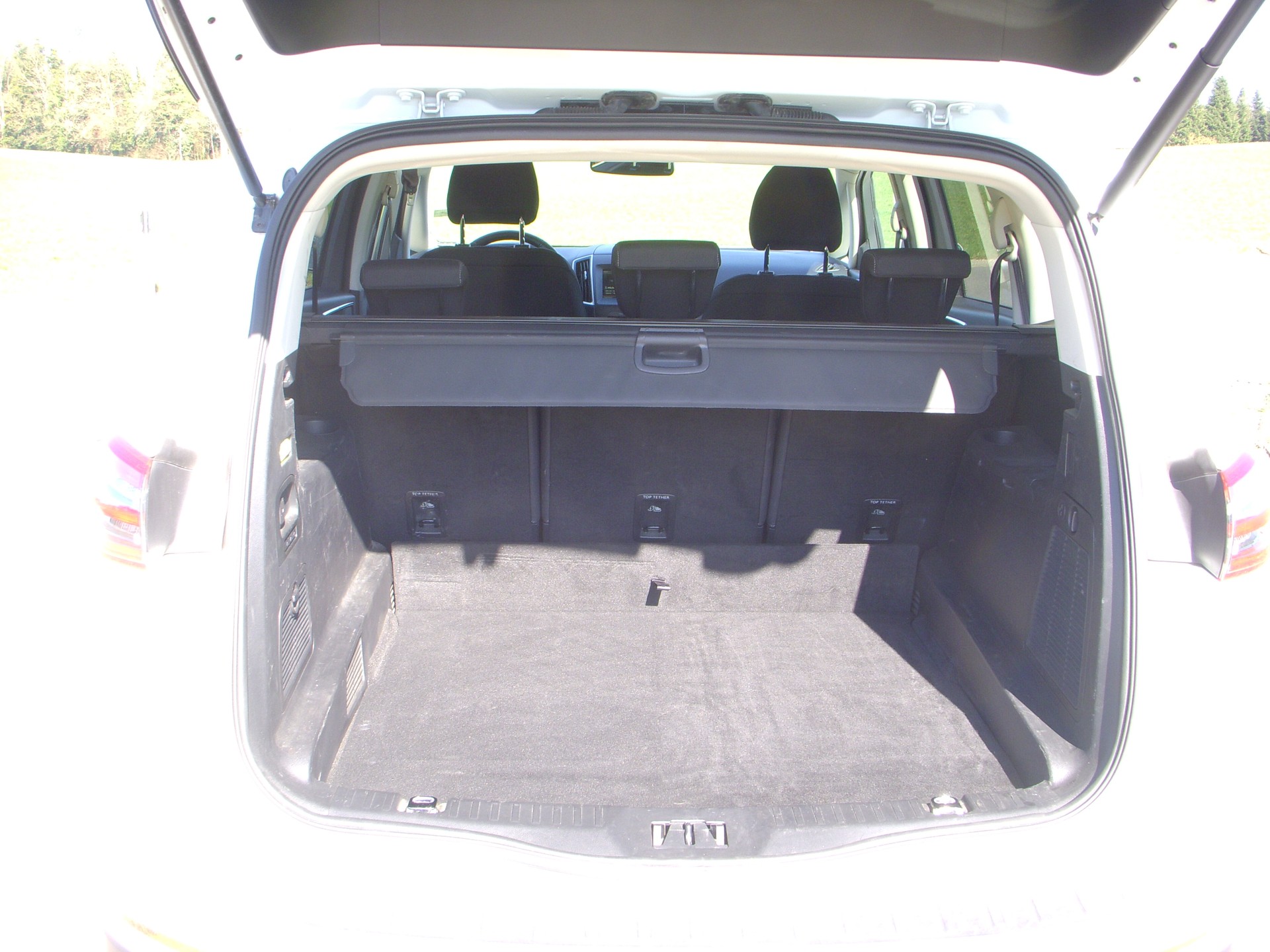 FORD S-Max 2.0 TDCi Titanium AWD PowerShift-image-3