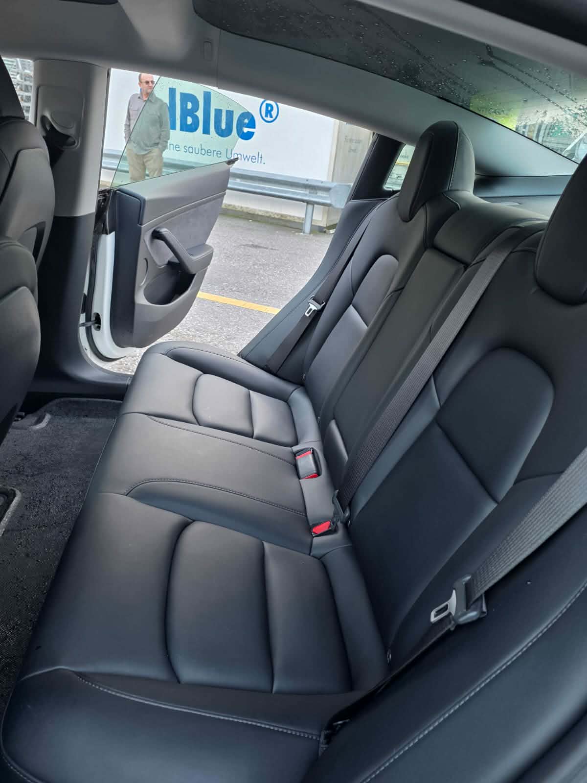 TESLA Model 3 Performance Dual Motor AWD-image-14