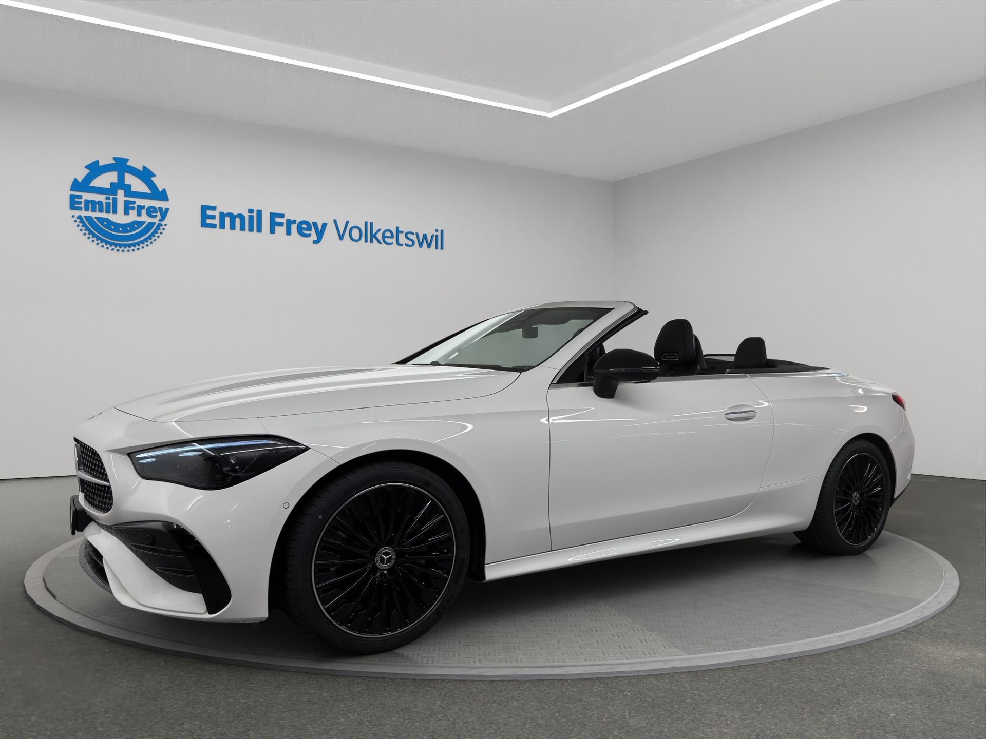 MERCEDES-BENZ CLE 200 AMG Line 4matic Cabriolet-showroom-element-2