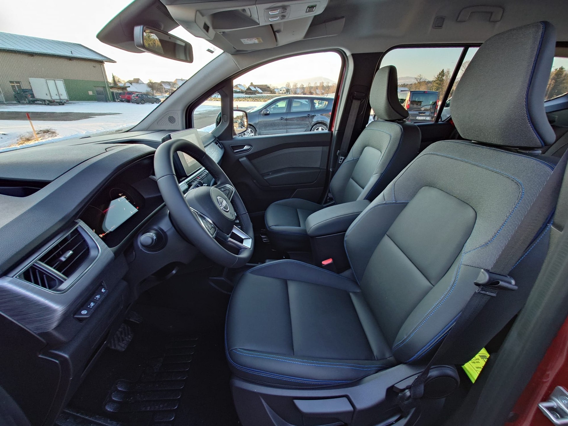 NISSAN Townstar L1 1.3 DIG-T 130 Tekna-image-9