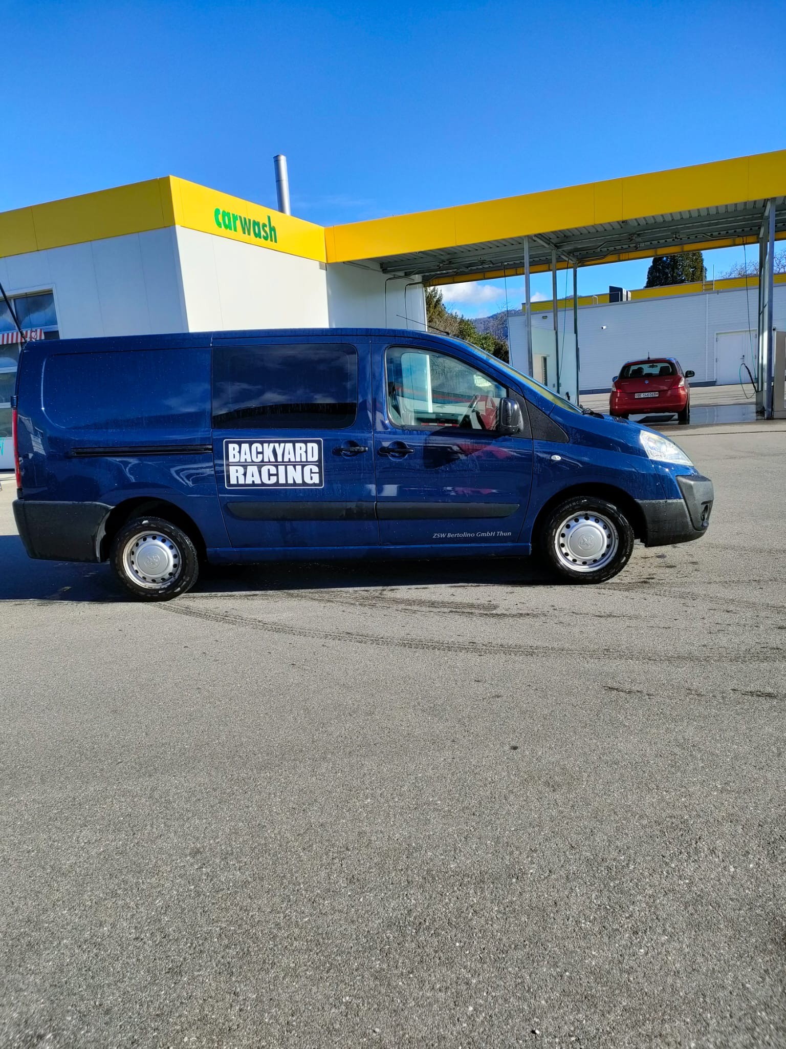 PEUGEOT Expert 2.0 HDi 229 L2H1-image-5