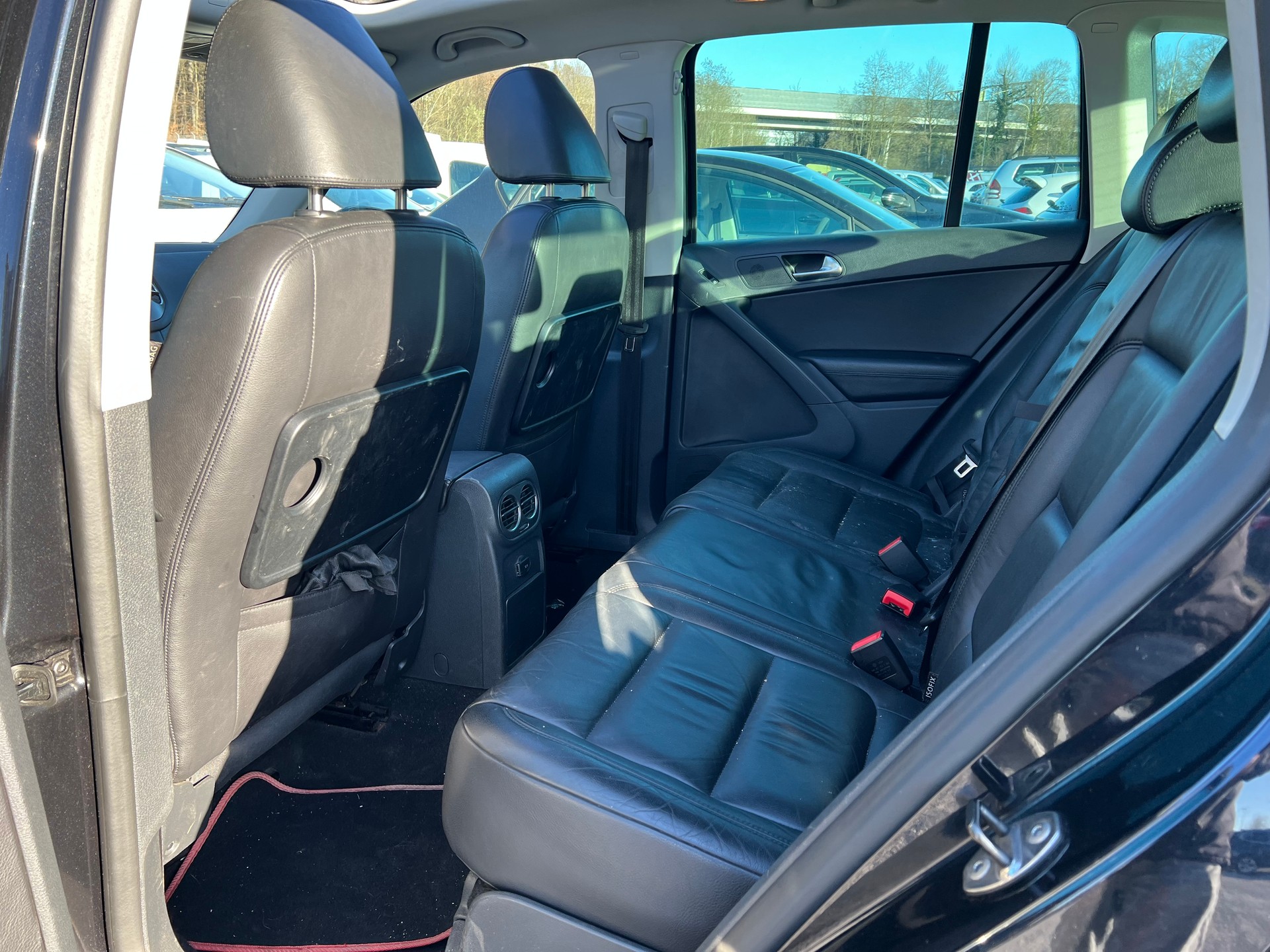 VW Tiguan 2.0 TSI Sport&Style Tiptronic-image-4
