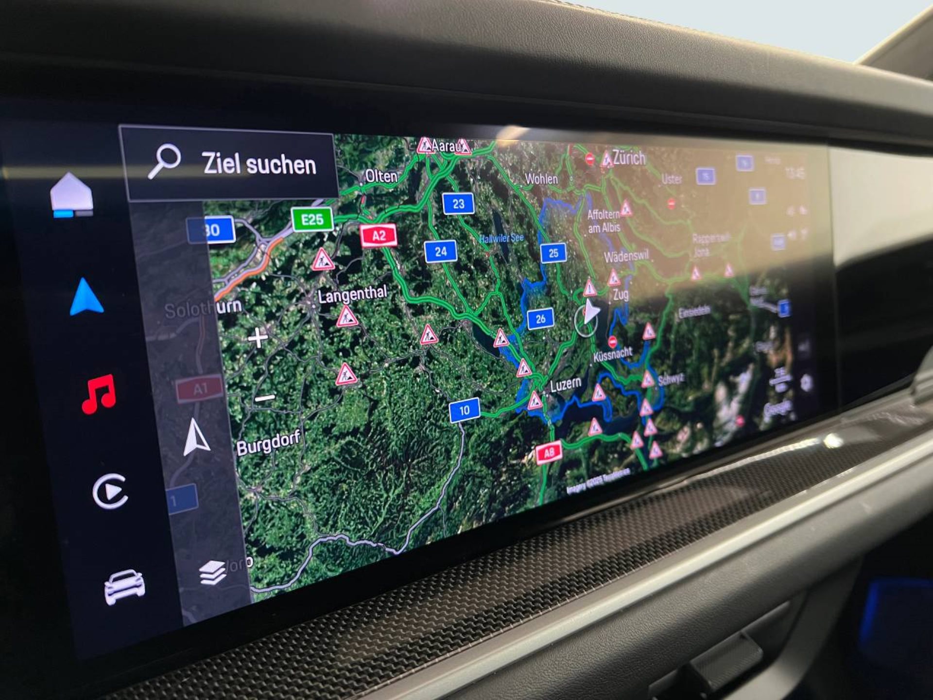 PORSCHE Cayenne Turbo E-Hybrid Coupé-image-31