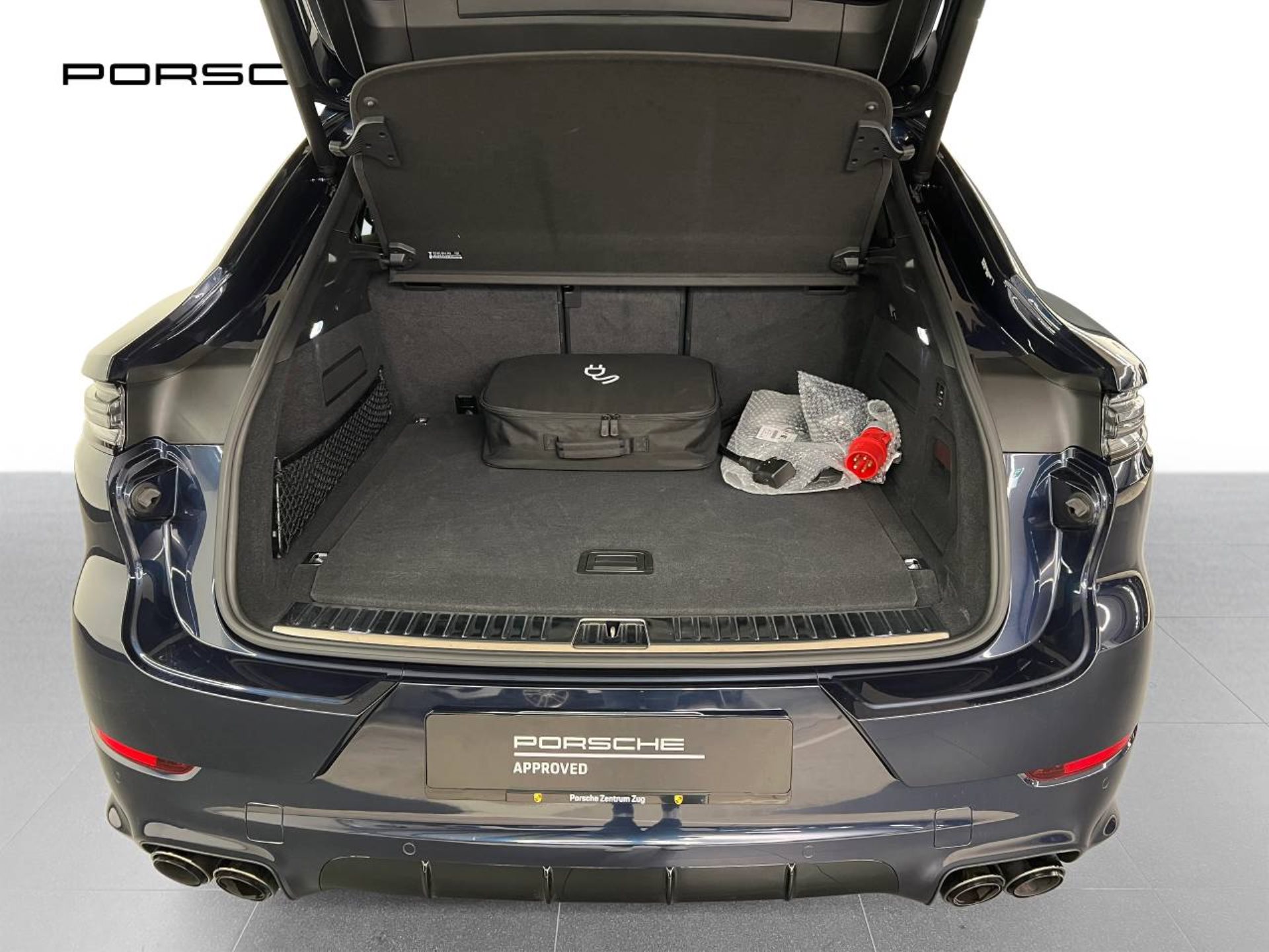 PORSCHE Cayenne Turbo E-Hybrid Coupé-image-13