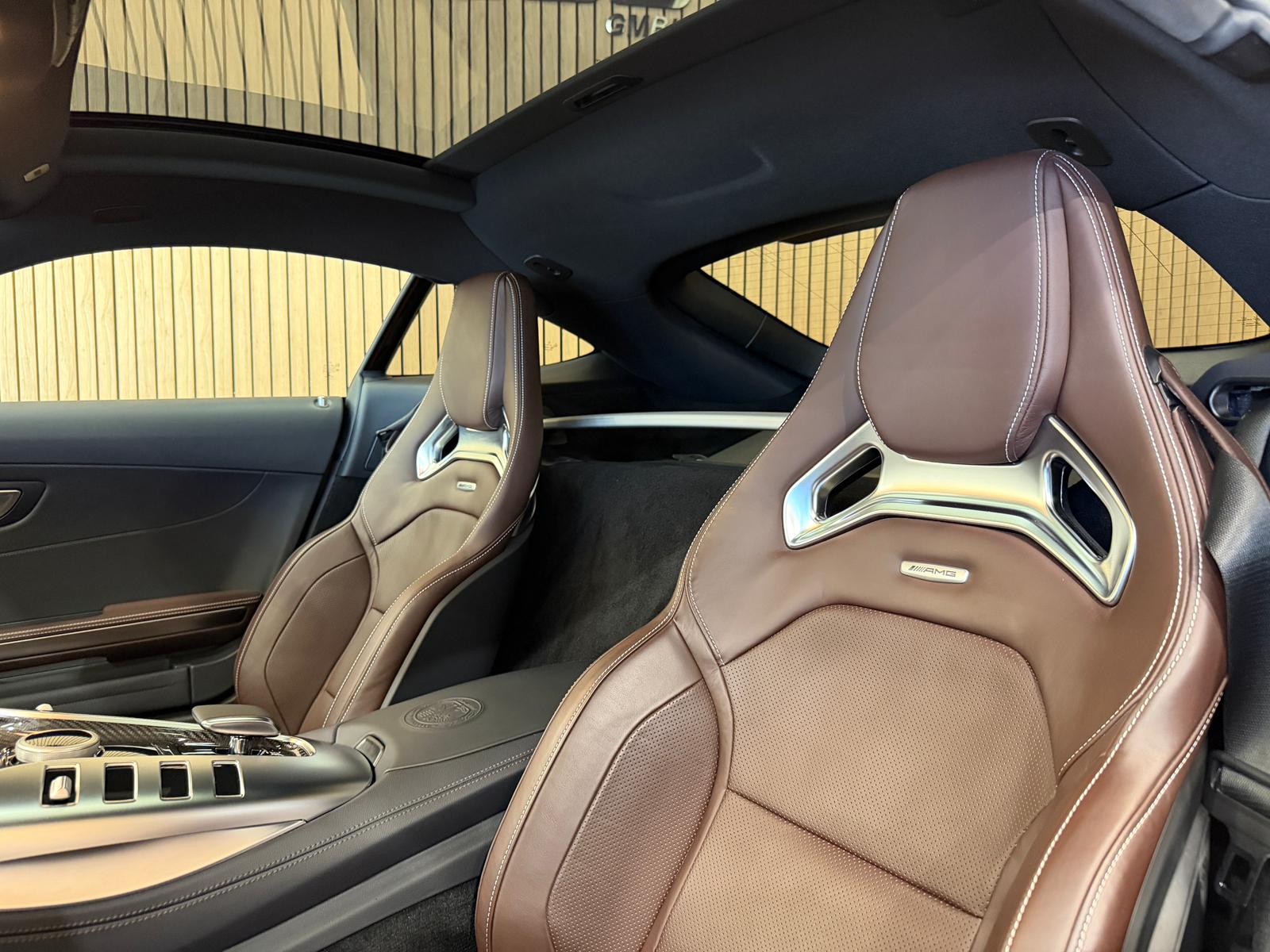 MERCEDES-BENZ AMG GT C Speedshift DCT-image-14