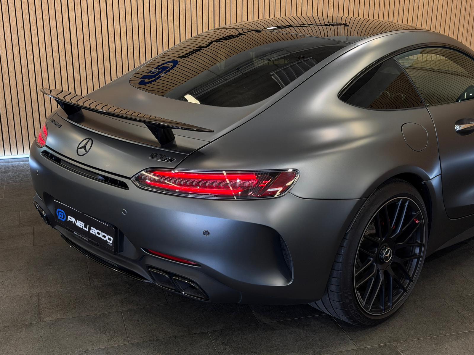 MERCEDES-BENZ AMG GT C Speedshift DCT-image-6