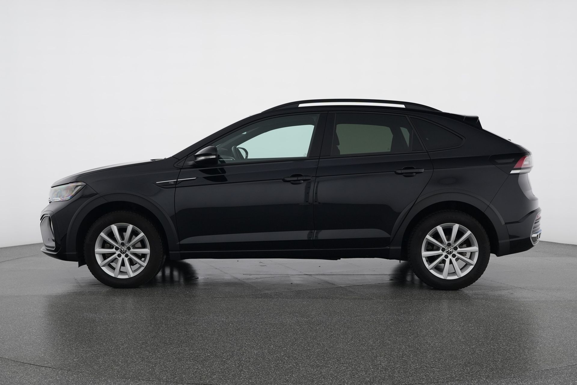 VW Taigo 1.0 TSI R-Line DSG-image-2