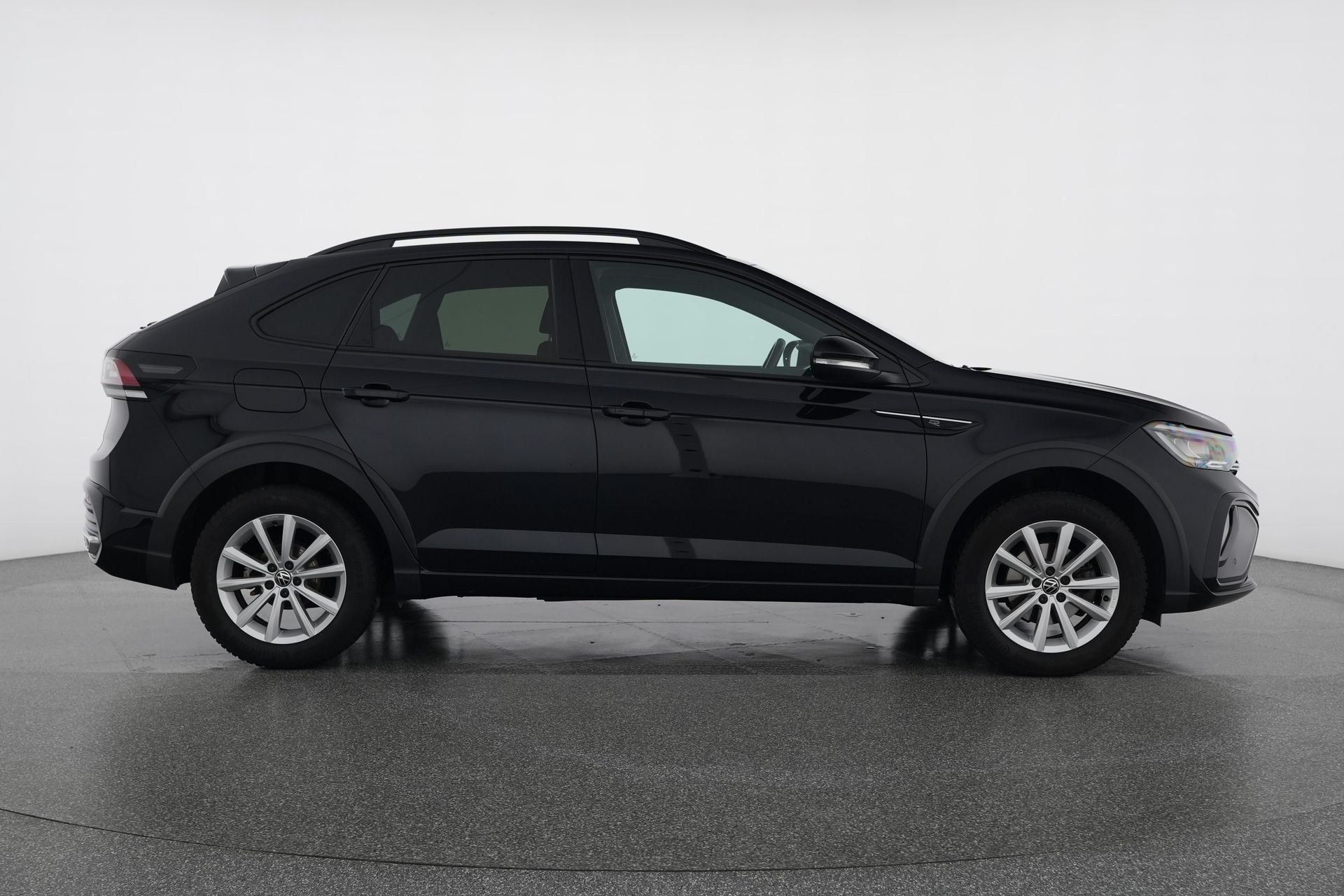 VW Taigo 1.0 TSI R-Line DSG-image-5