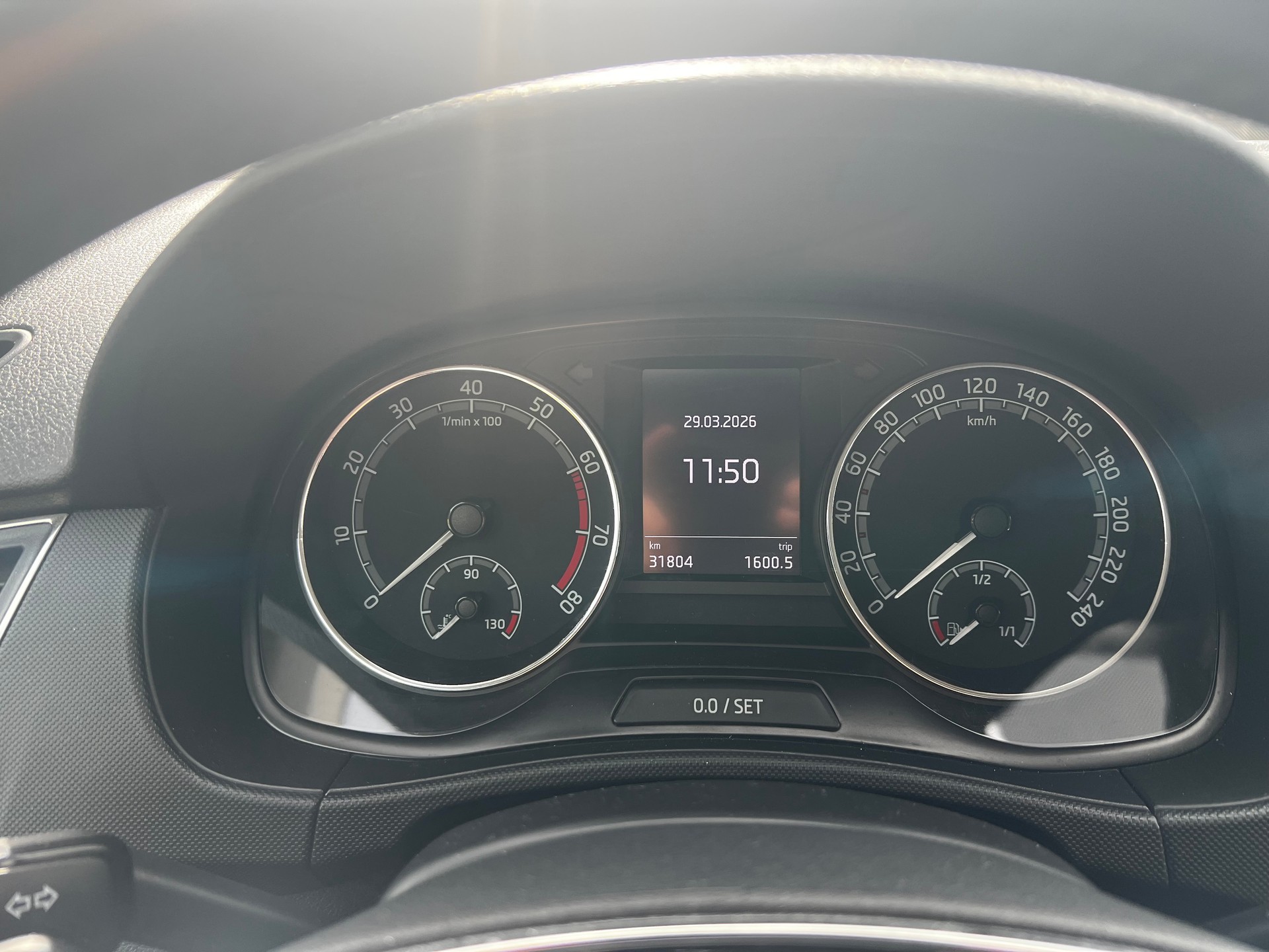 SKODA Fabia 1.0 TSI Ambition DSG-image-12