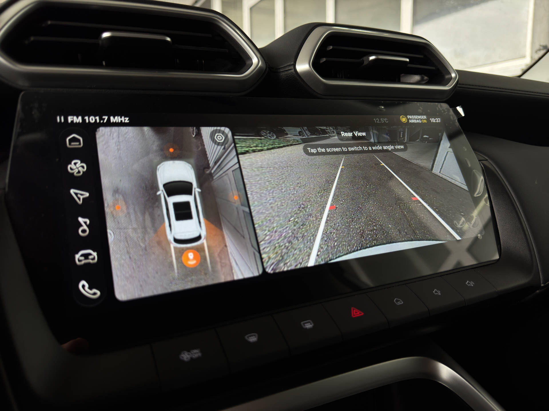 MG ZS 1.5 Hybrid+ Luxury-image-15