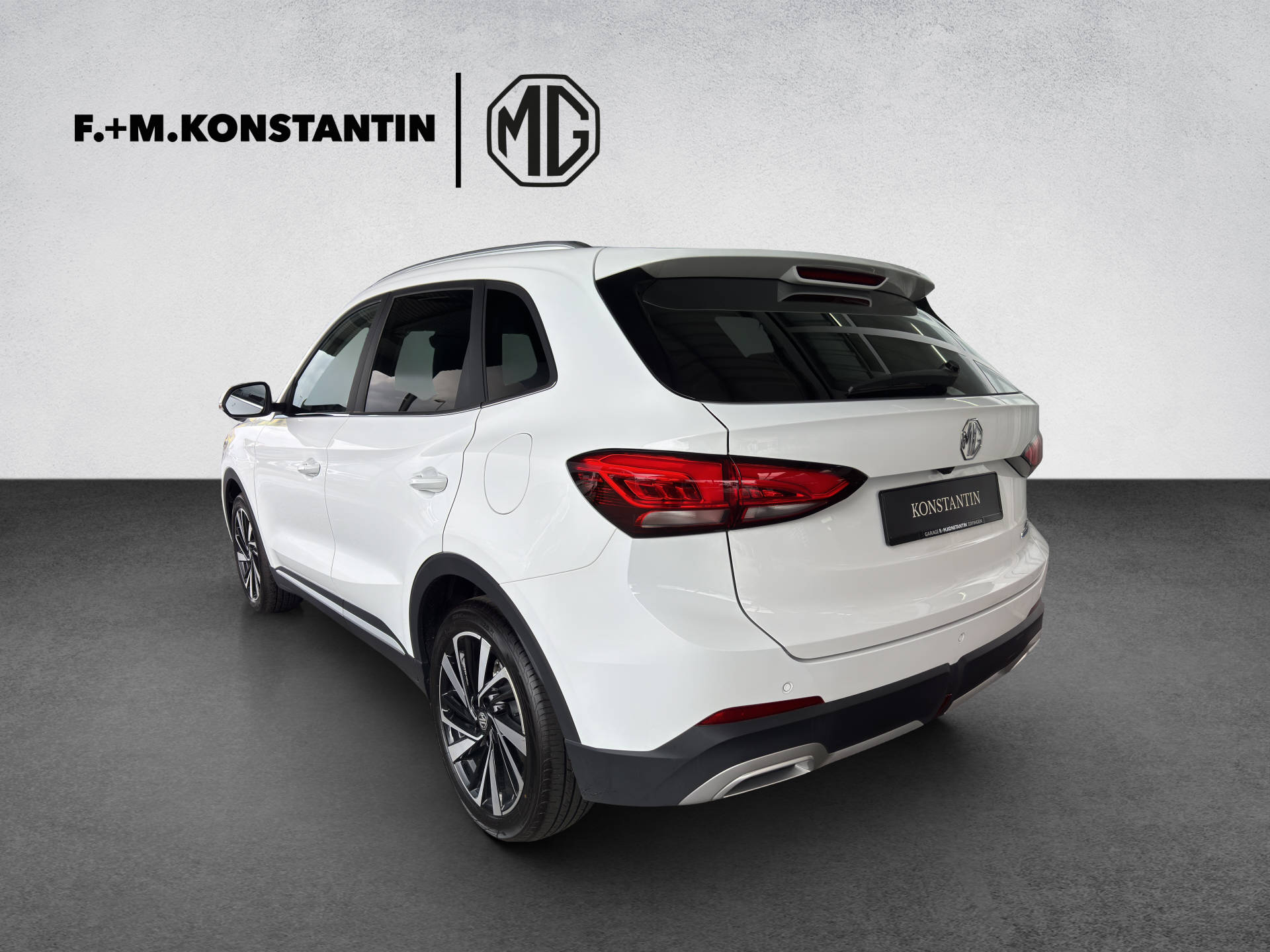 MG ZS 1.5 Hybrid+ Luxury-image-4