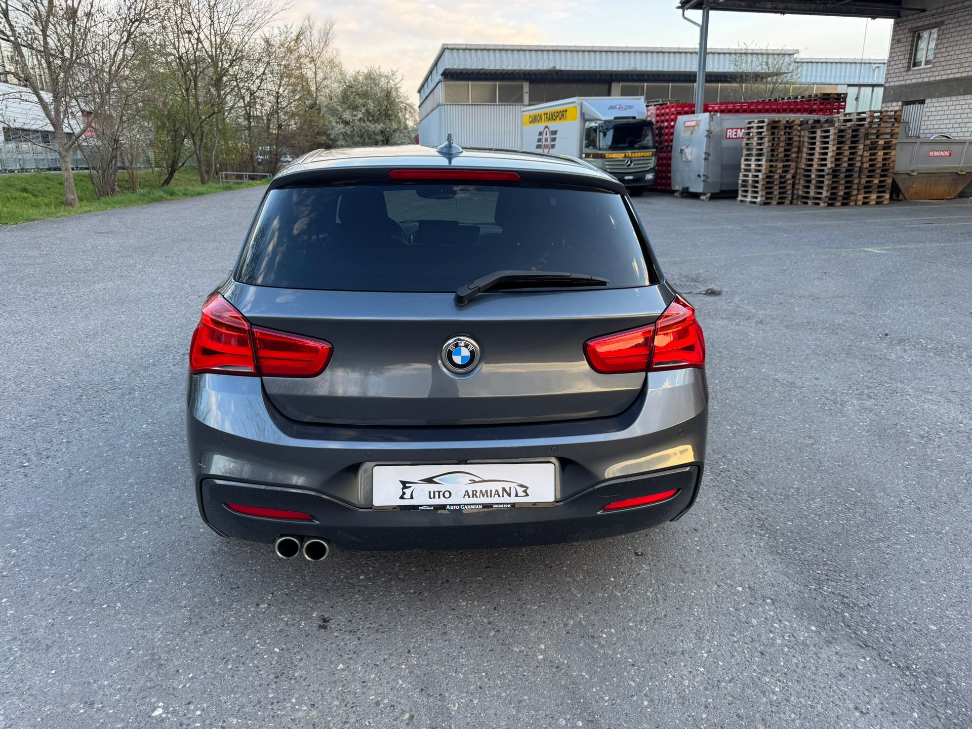 BMW 120d xDrive M Sport Steptronic-image-3