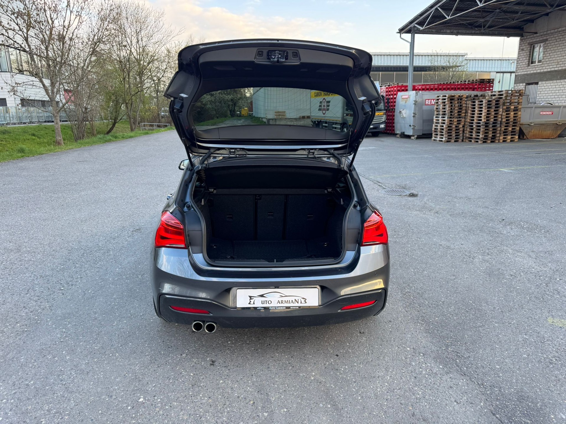 BMW 120d xDrive M Sport Steptronic-image-6