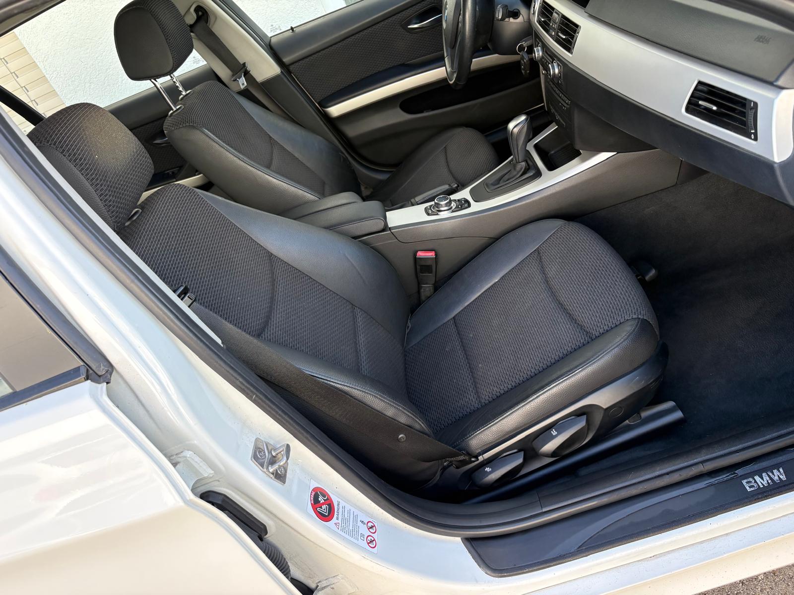 BMW 320d xDrive Touring Dynamic Edition Steptronic-image-7