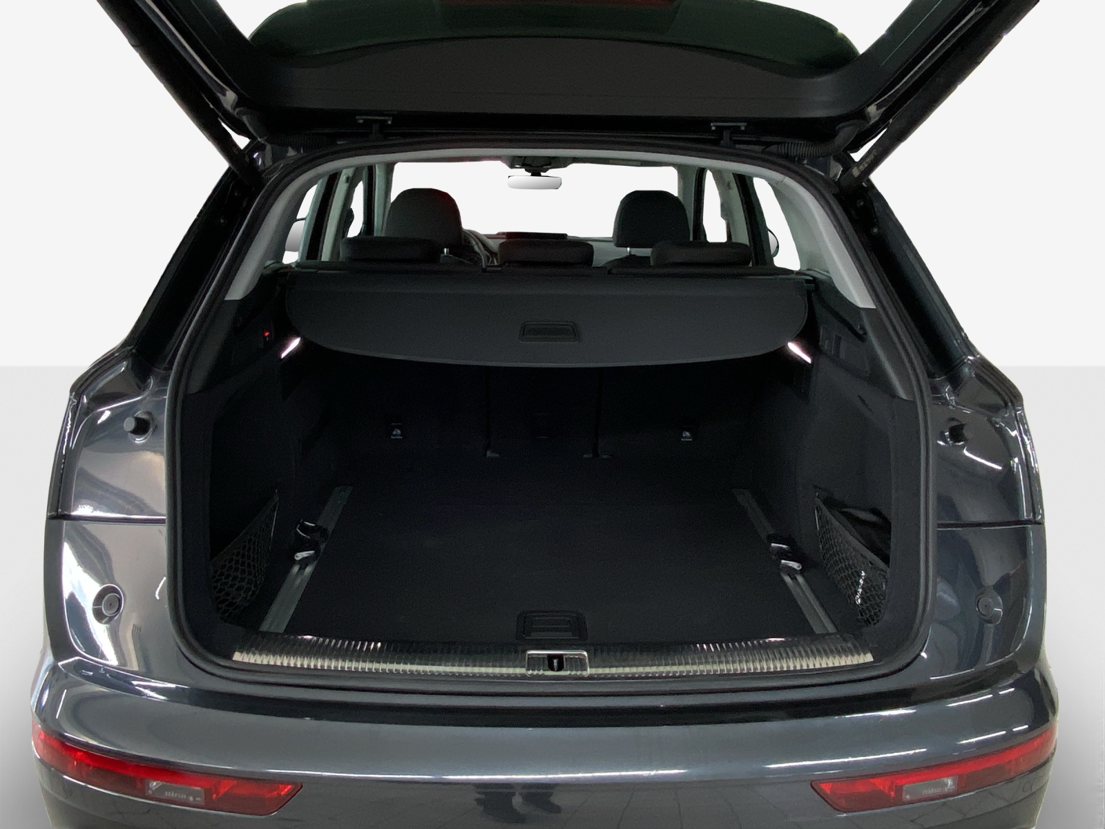 AUDI Q5 45 TFSI quattro S-tronic-image-12