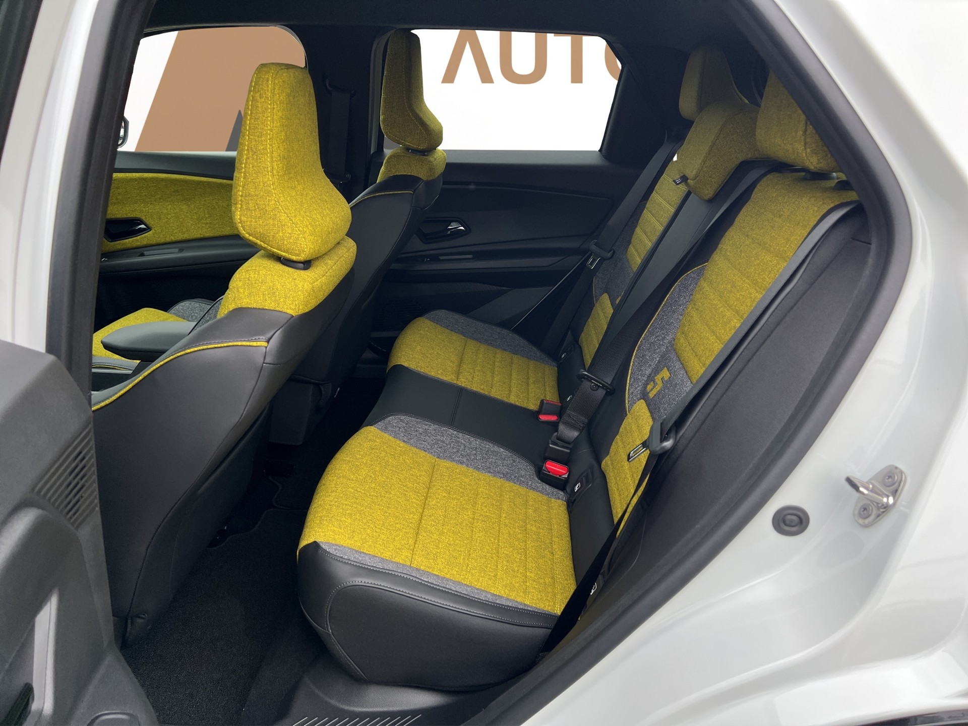 RENAULT R5 E-Tech Comfort Range iconic five-image-15