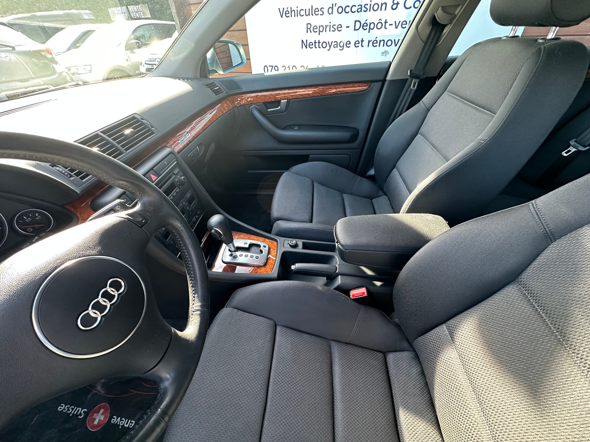 AUDI A4 Avant 3.0 V6 quattro-image-11