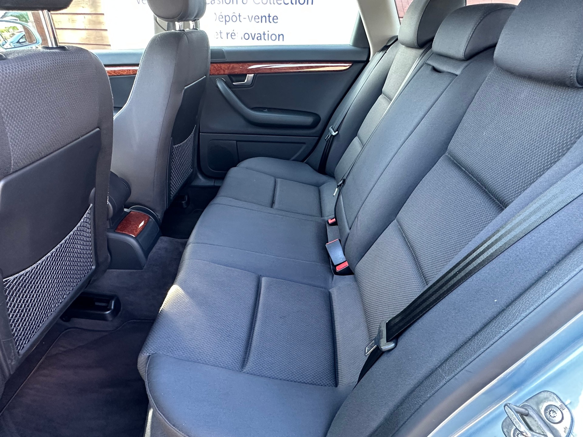 AUDI A4 Avant 3.0 V6 quattro-image-9