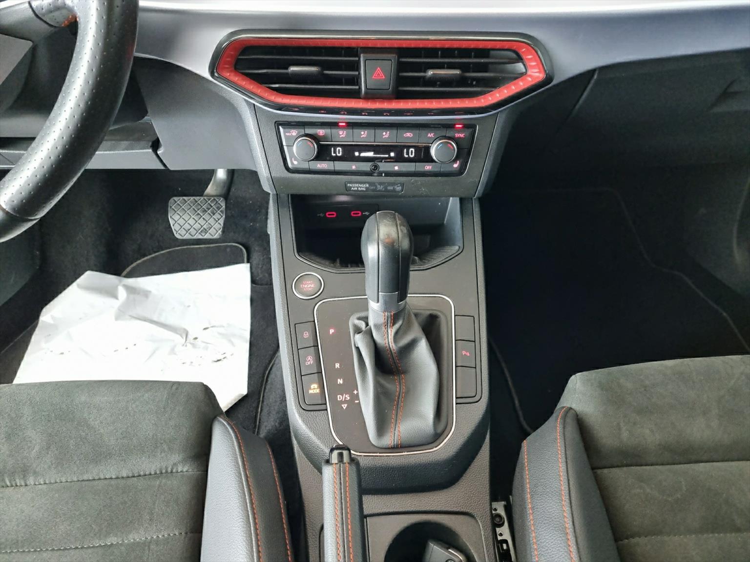 SEAT Ibiza FR Plus 1.5 TSI DSG-image-6