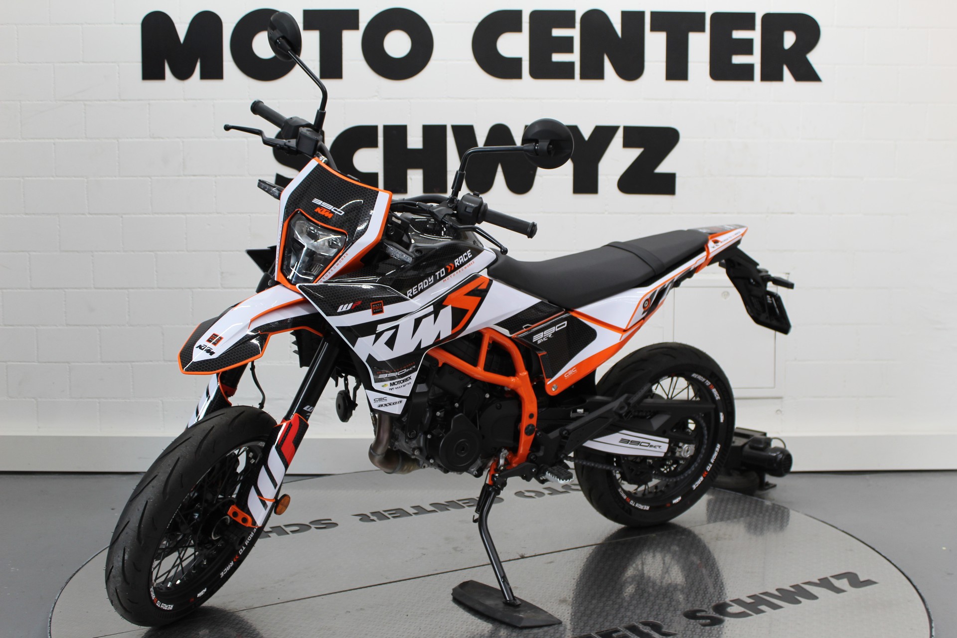 KTM 390 SMC R-image-4
