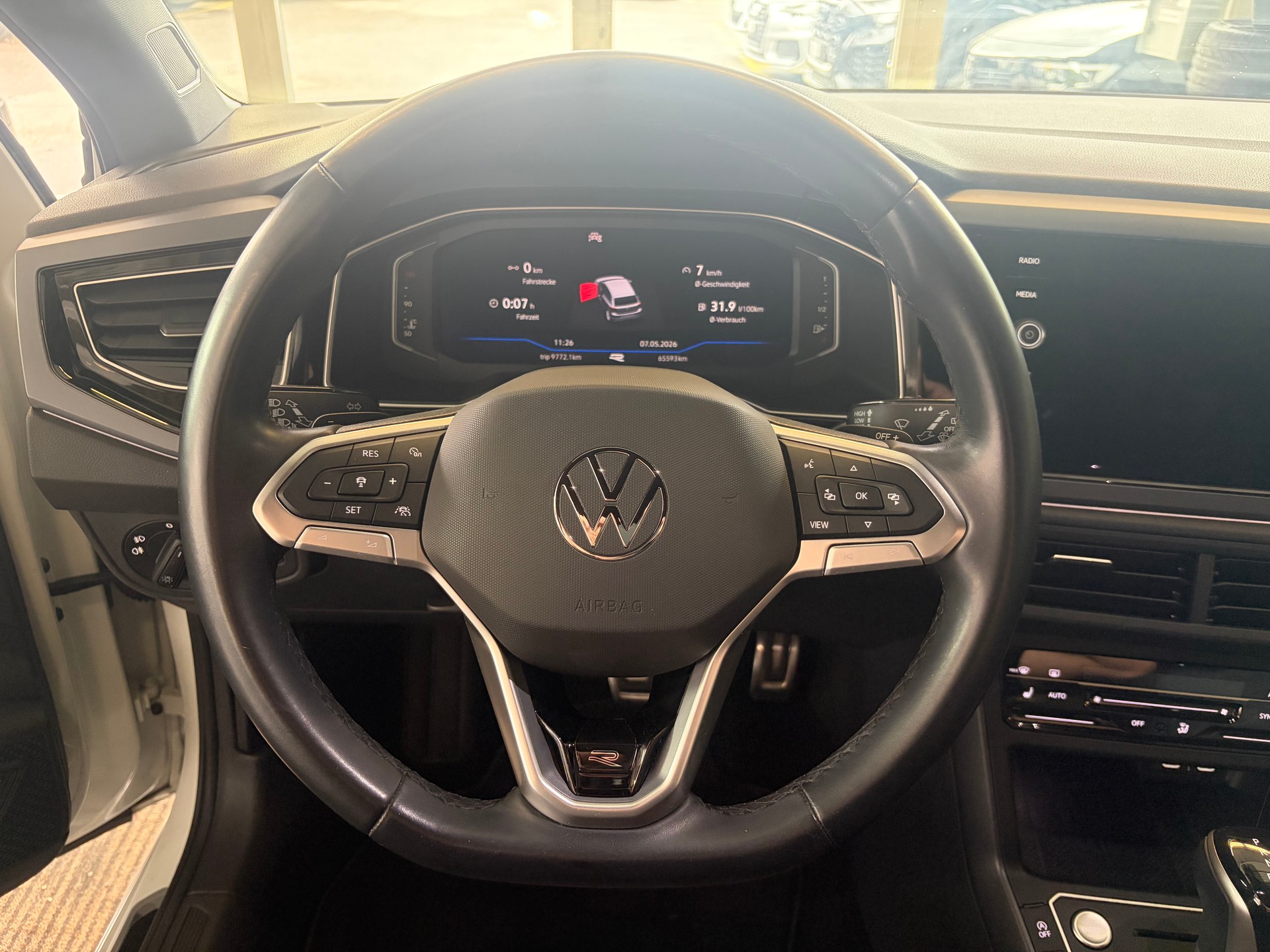 VW Polo 1.0 TSI R-Line DSG | CH | Adaptiver Tempomat ACC | Navi Discover Pro | Digital Cockpit Pro | Lane & Front Assist |-image-18