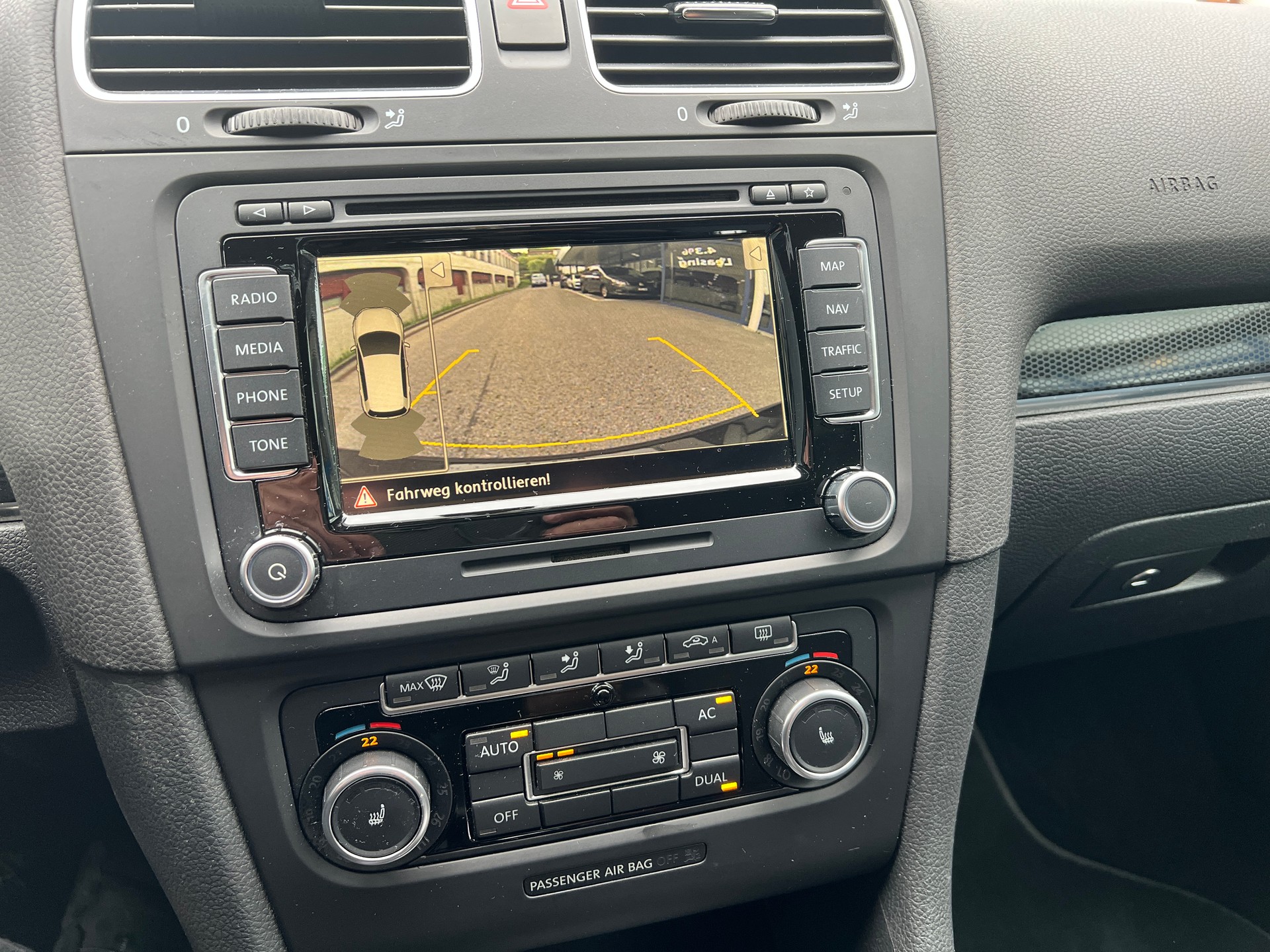 VW Golf 2.0 TSI GTI Edition 35-image-12