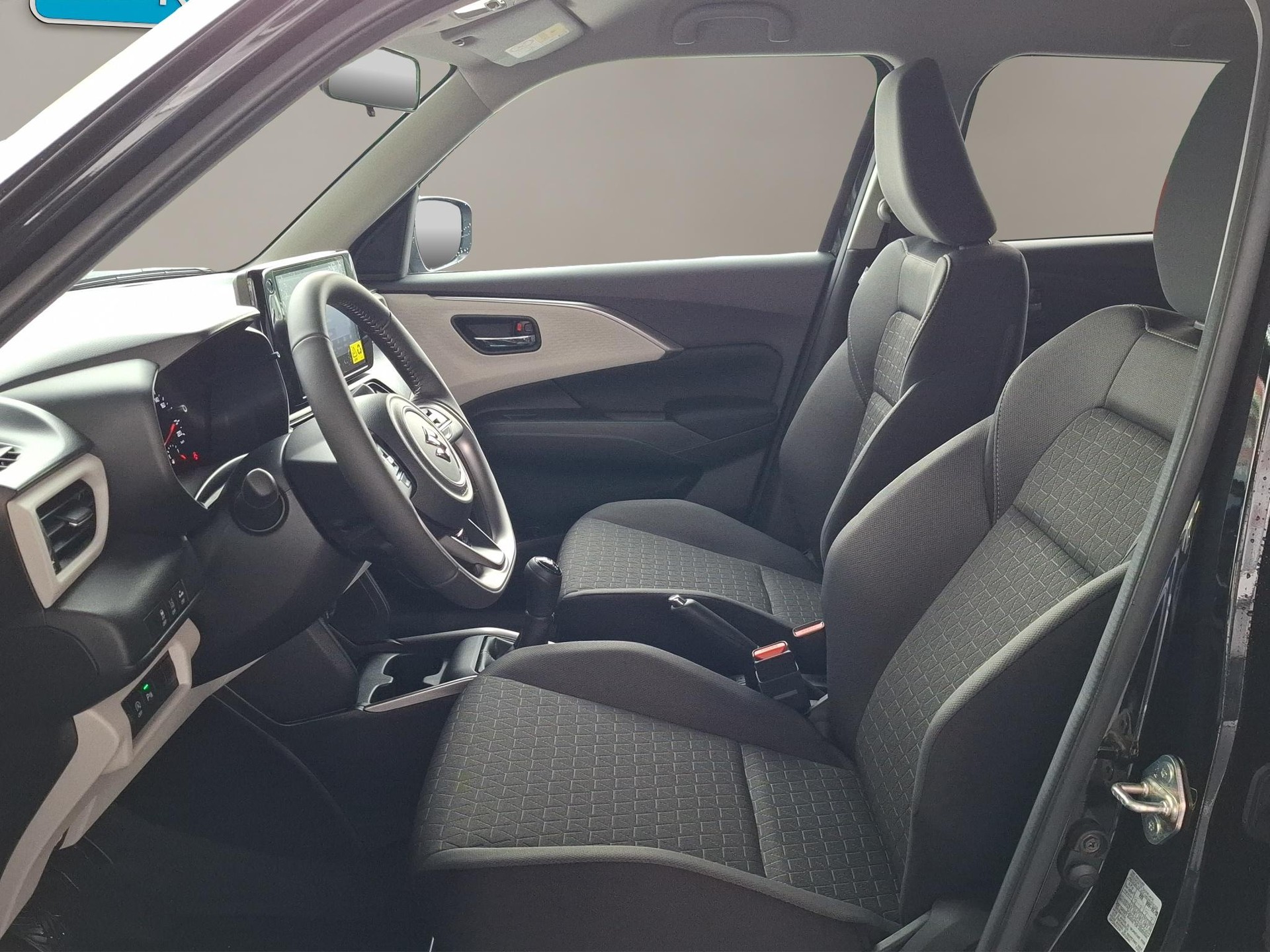 SUZUKI Swift 1.2 Sakura Top Hybrid 4x4-image-5