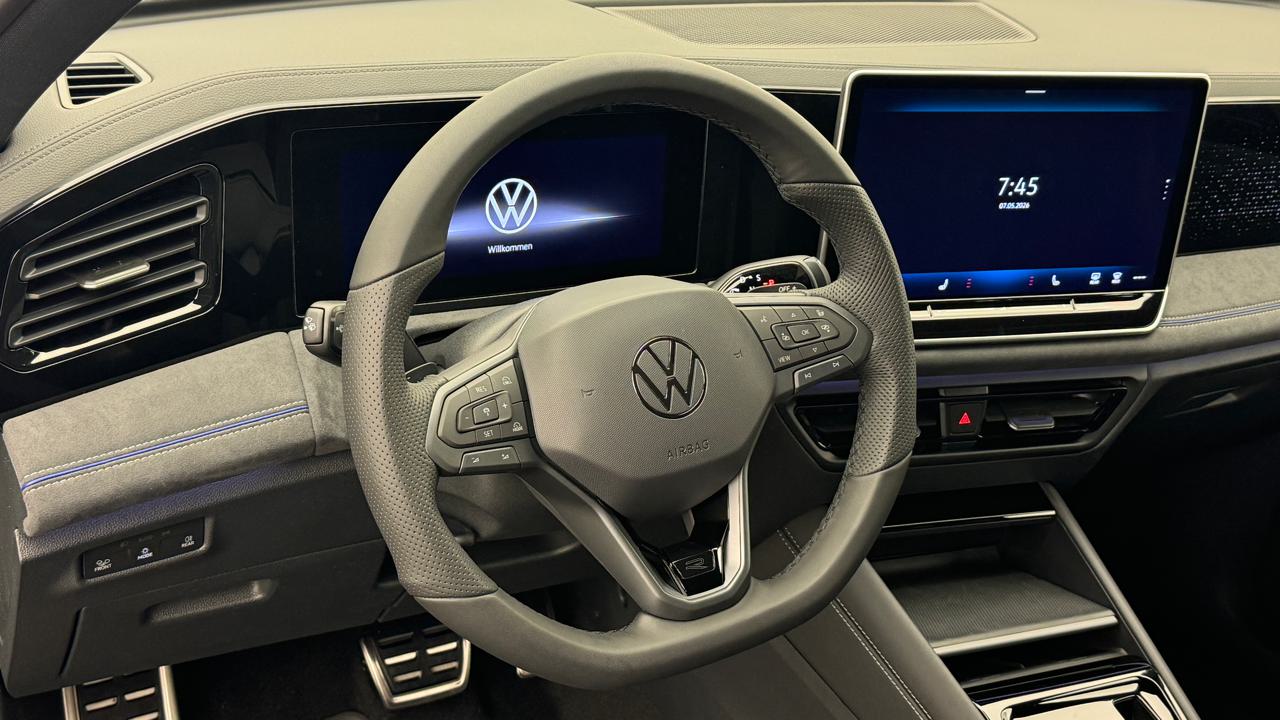 VW Tiguan 2.0 TDI SCR R-Line 4Motion DSG-image-6