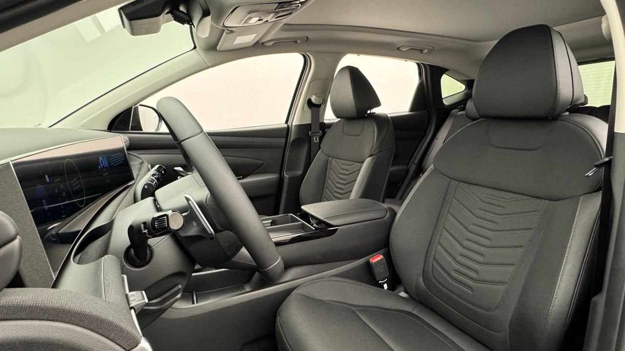 HYUNDAI Tucson 1.6 TGDI PHEV Style 4WD-image-4