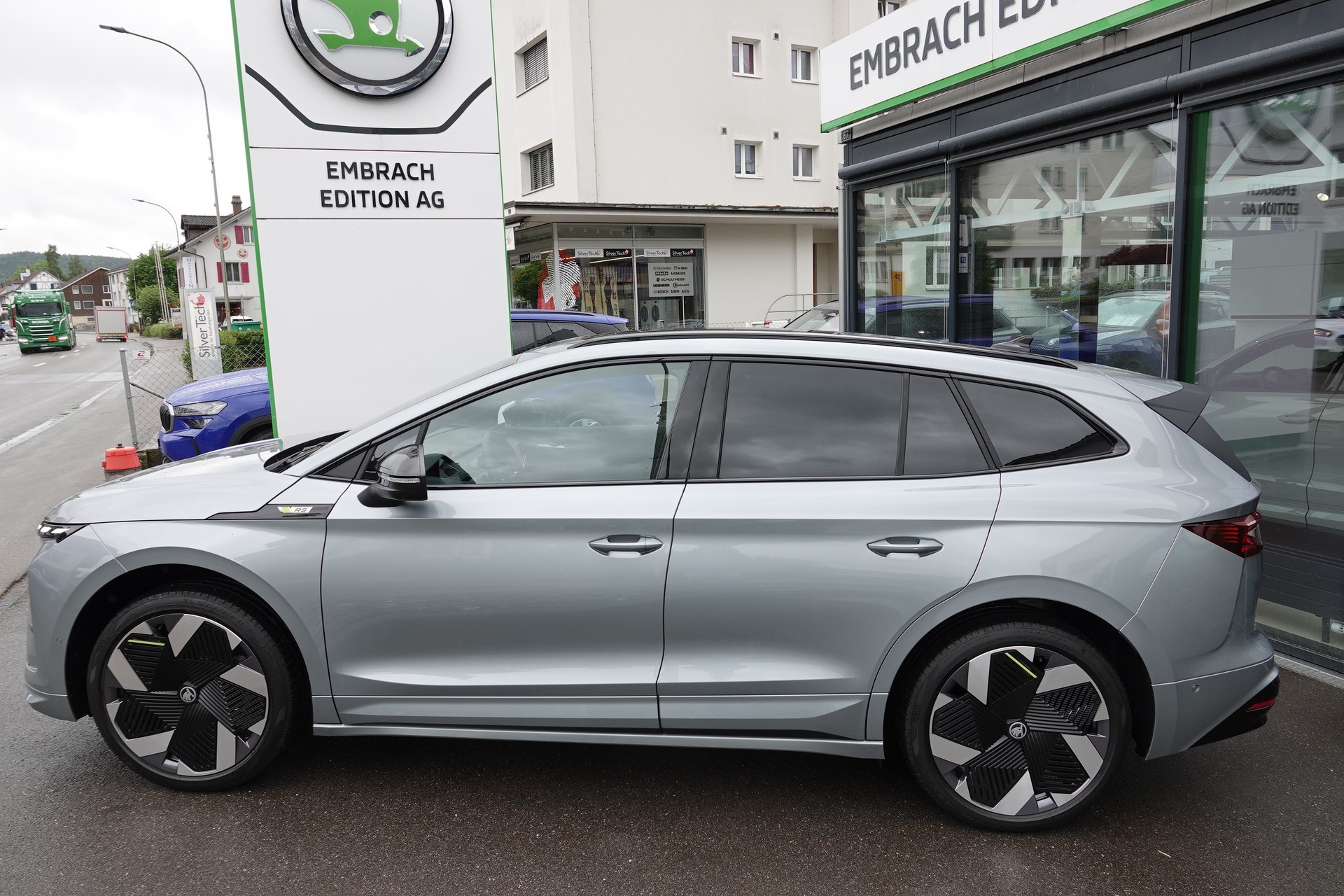 SKODA Enyaq RS 4x4-image-5